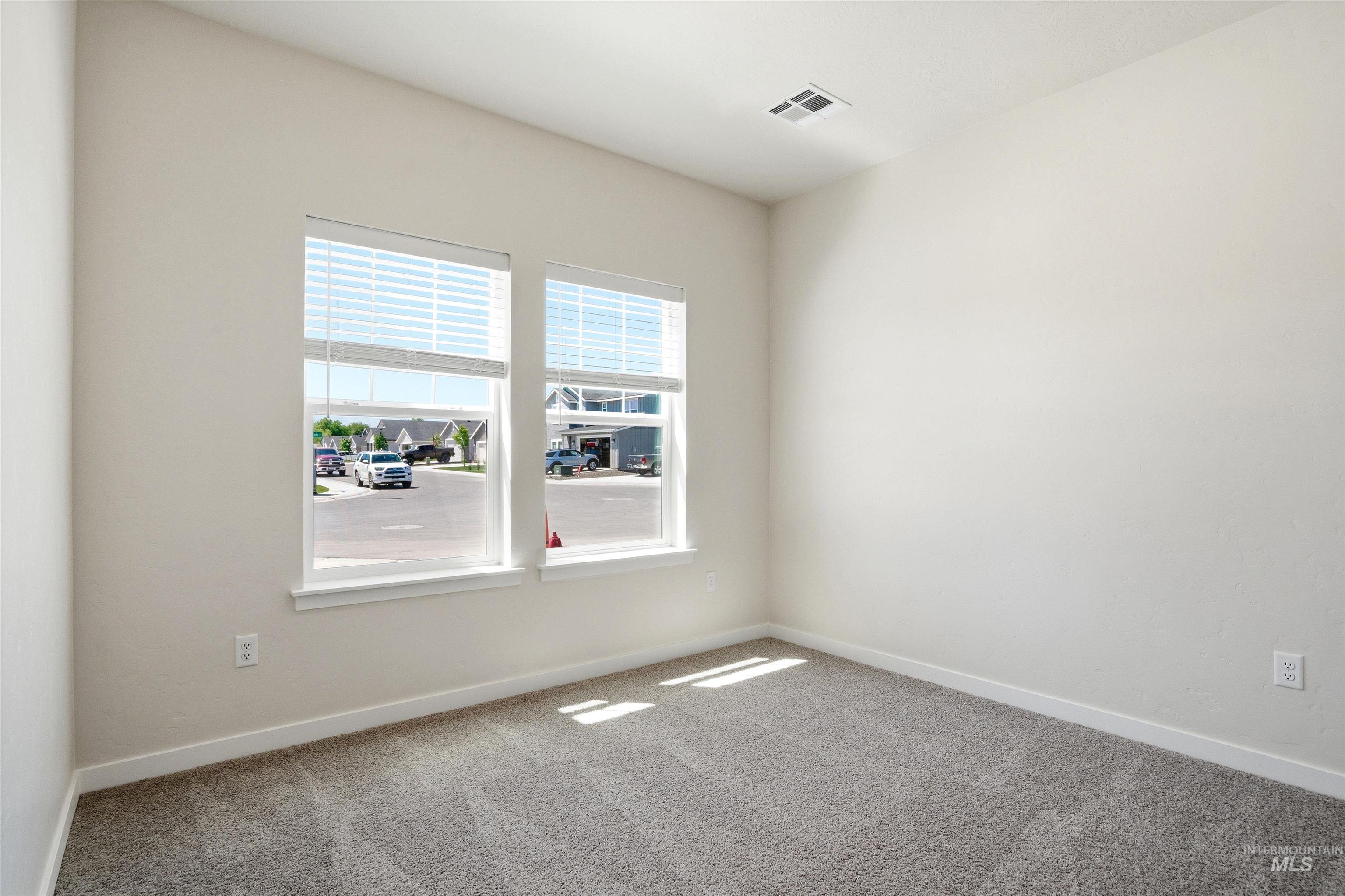 338 W Omphale St. Property Photo 26