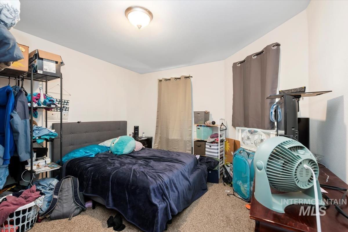 33 S Mike St Property Photo 14