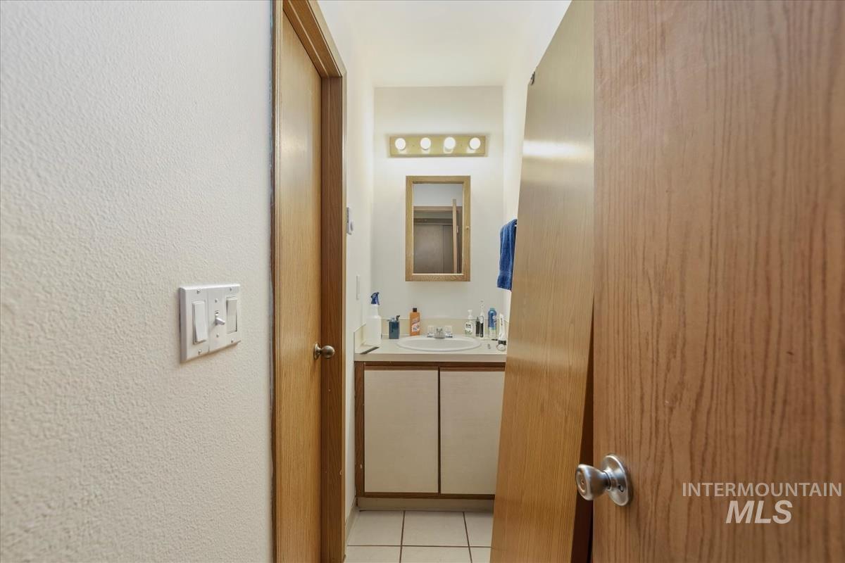 33 S Mike St Property Photo 22