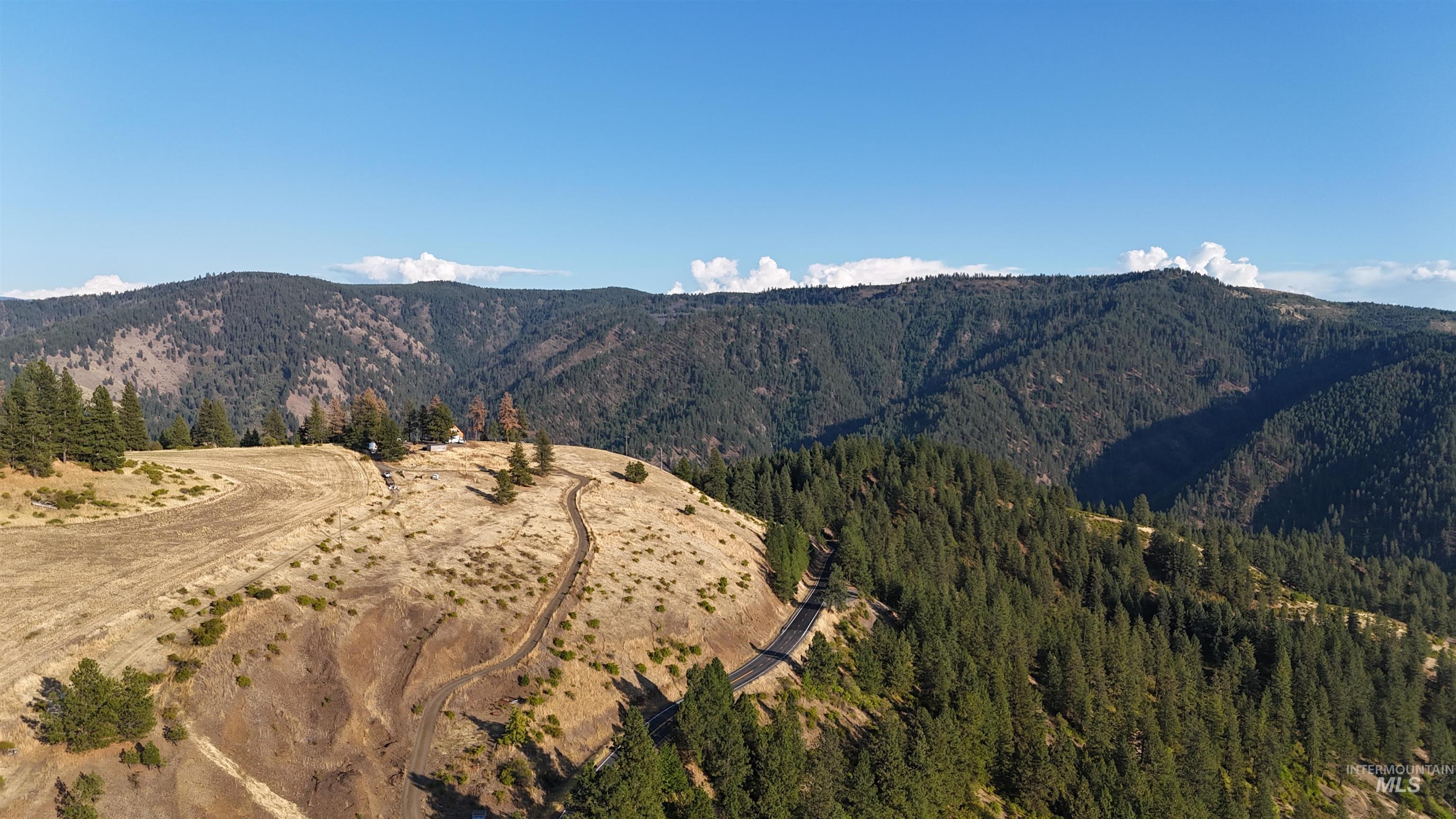 929 Mt. Idaho Grade Rd Property Photo 36