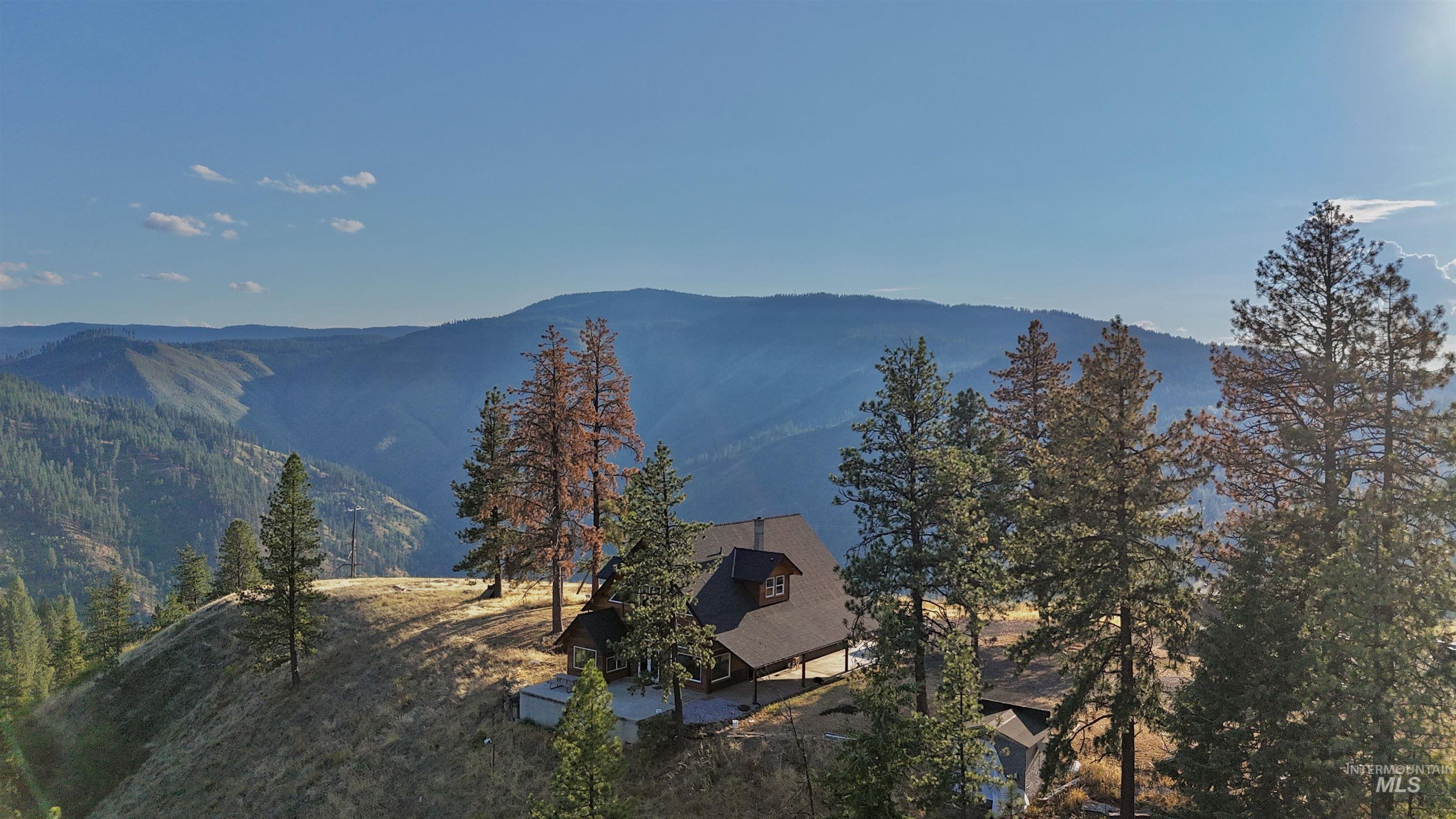 929 Mt. Idaho Grade Rd Property Photo 41