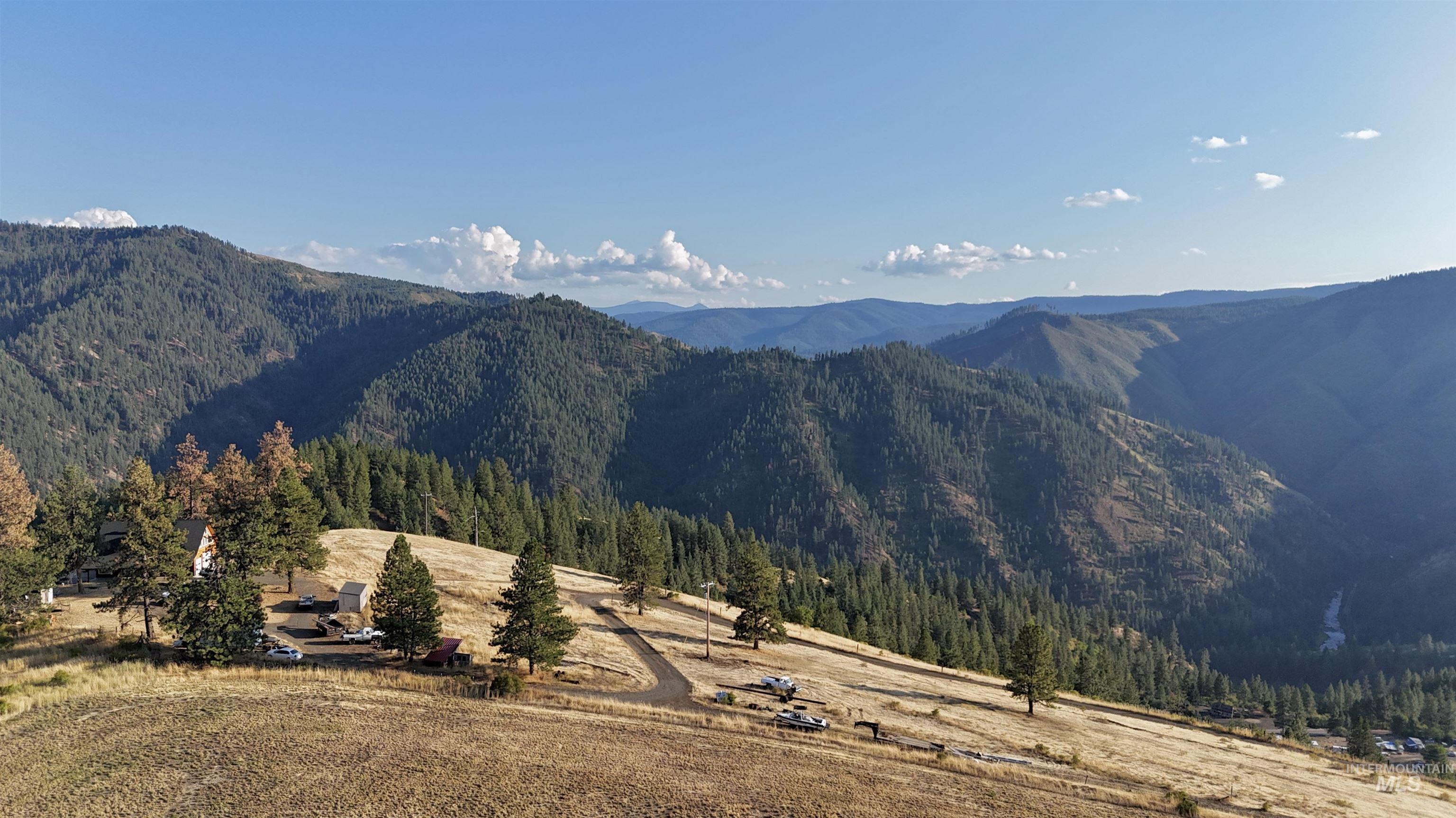 929 Mt. Idaho Grade Rd Property Photo 44
