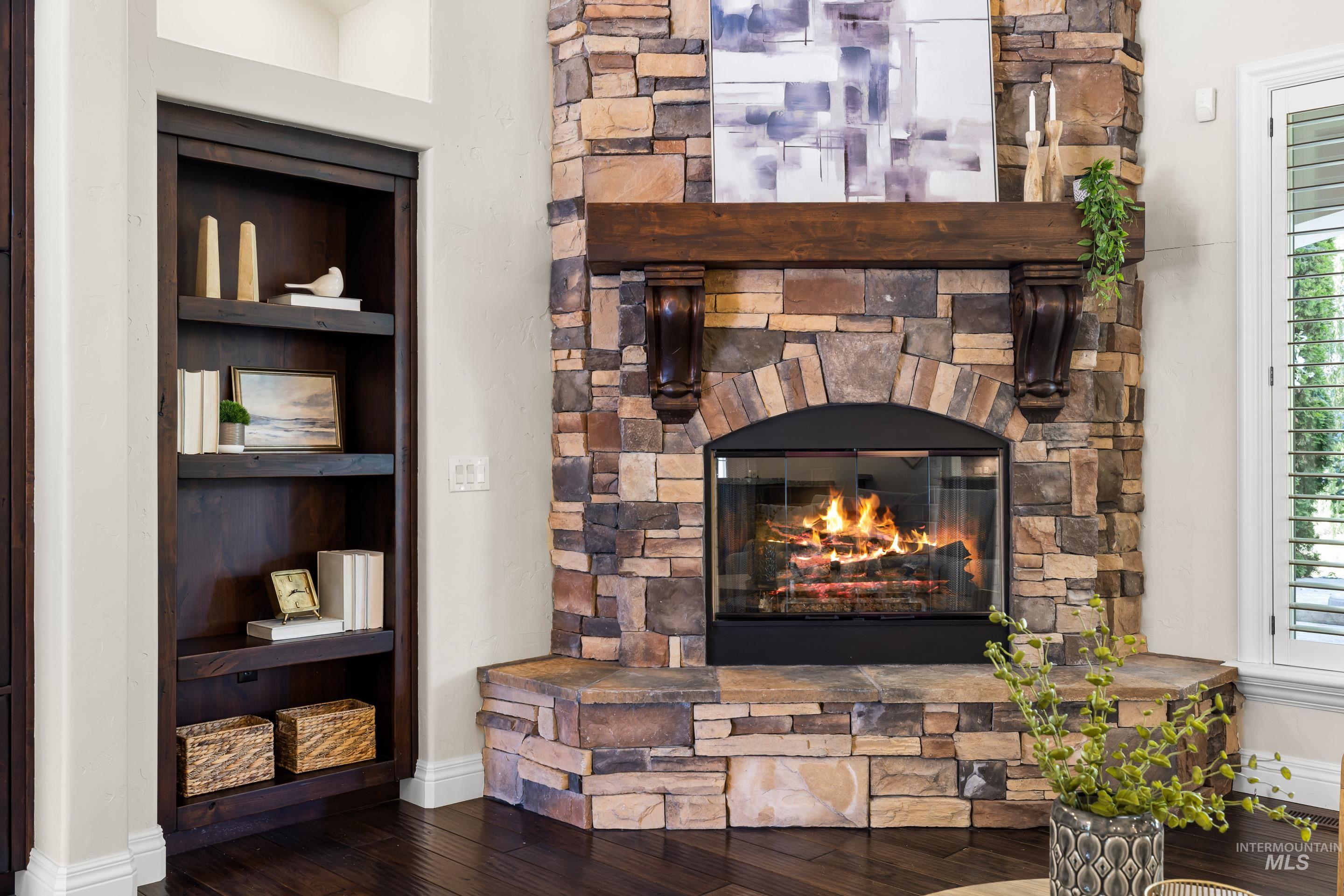 974 E Riversong Drive Property Photo 11