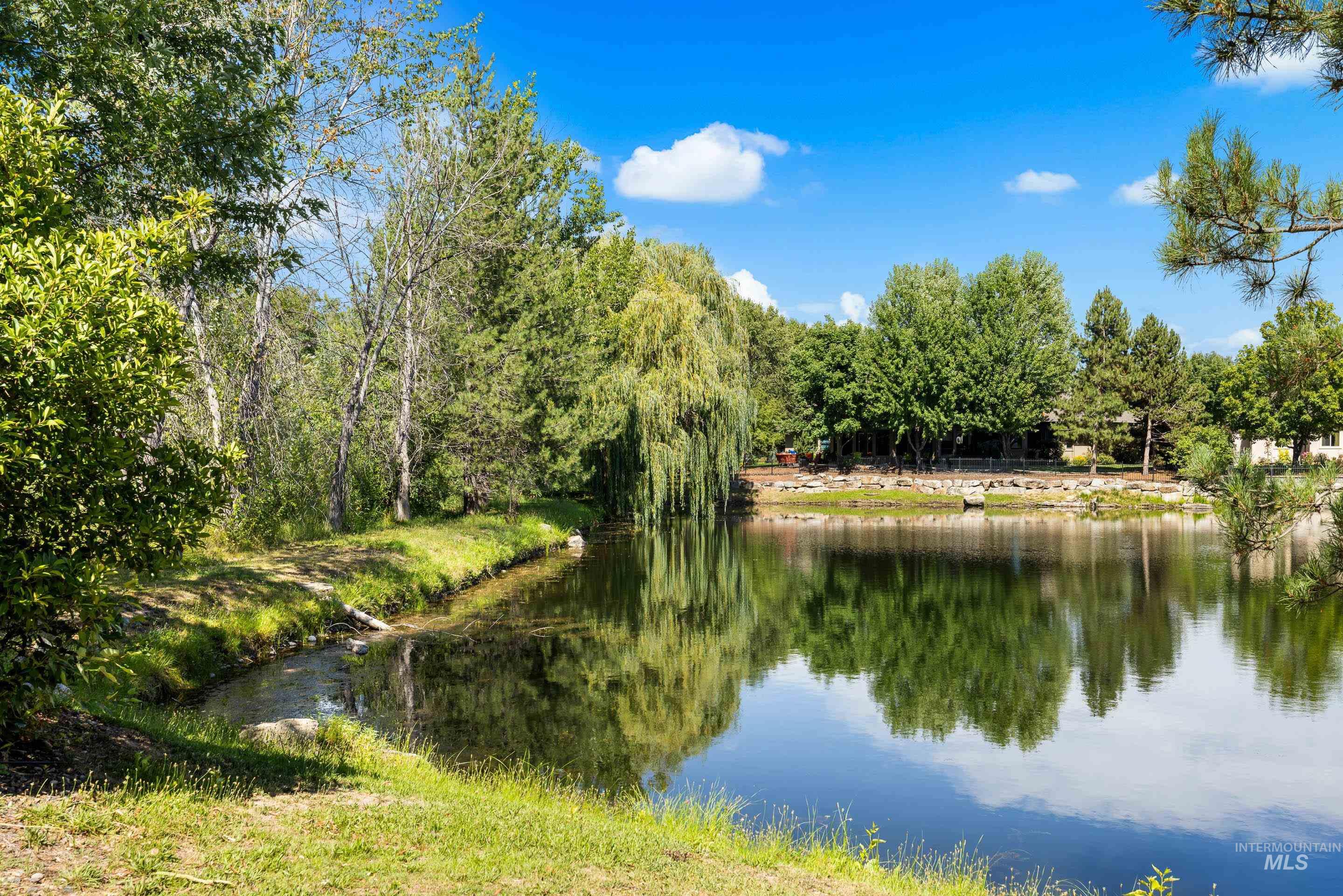 974 E Riversong Drive Property Photo 47