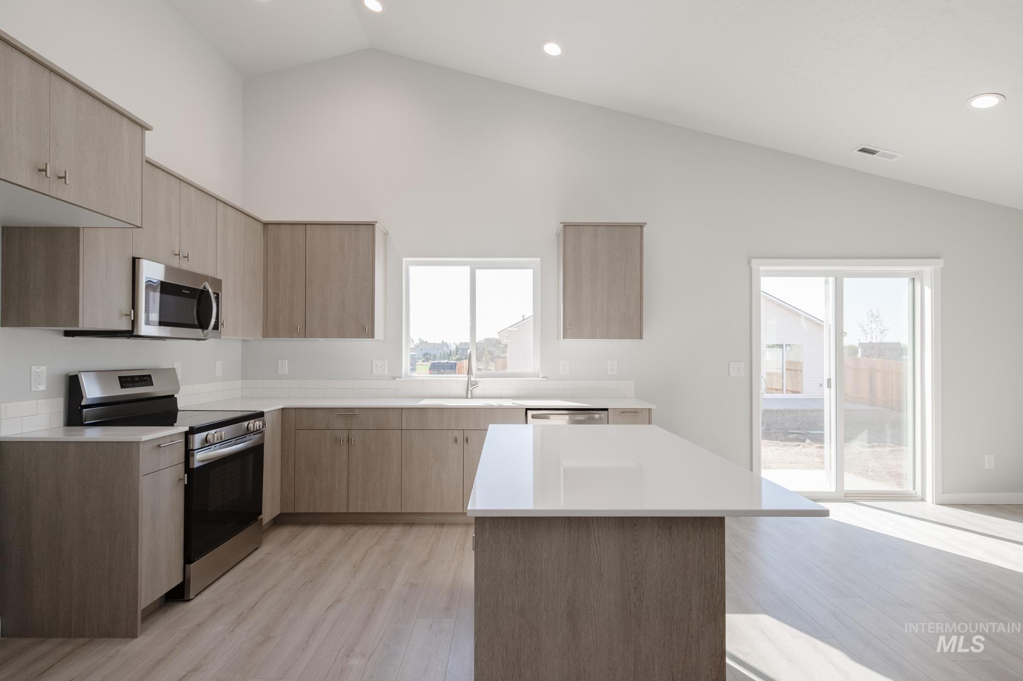 1717 Webb Brook St Property Photo 5