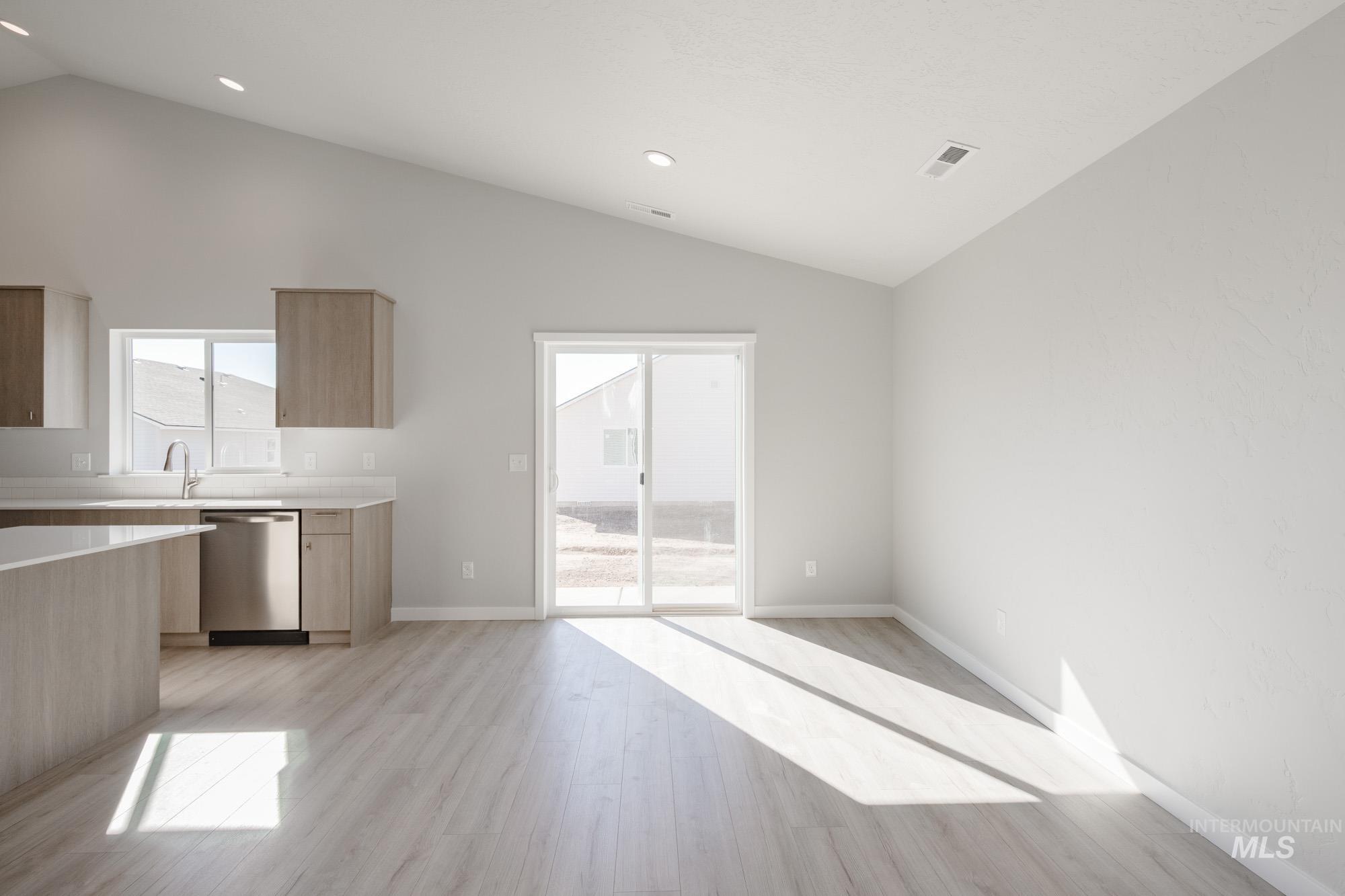 1717 Webb Brook St Property Photo 10