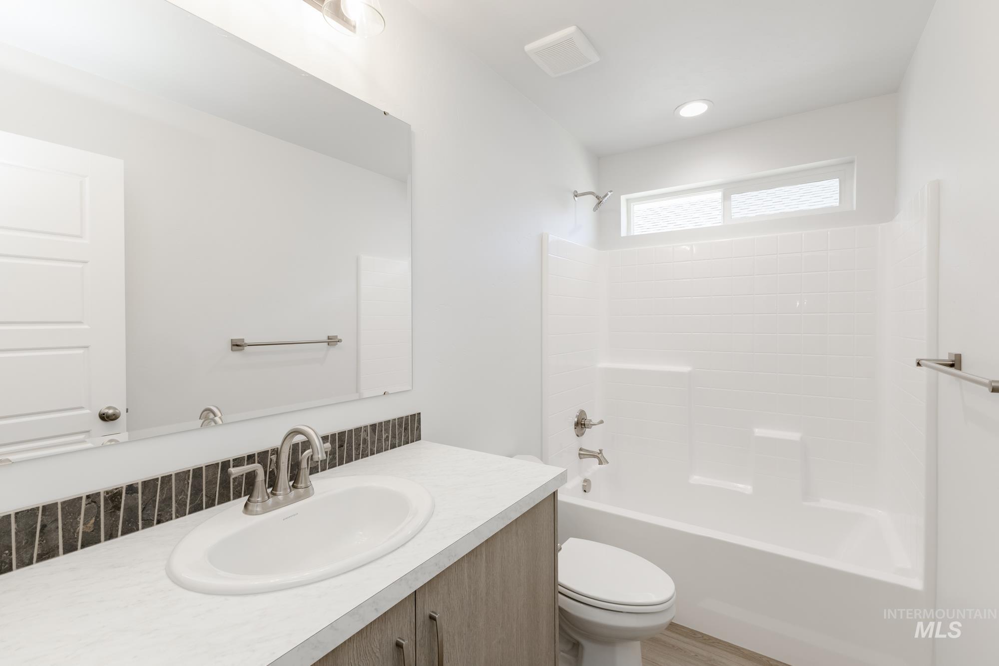 3343 W Morere Dr Property Photo 14