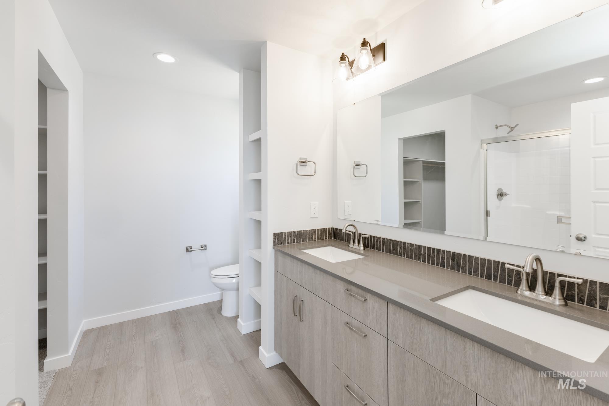 3343 W Morere Dr Property Photo 18