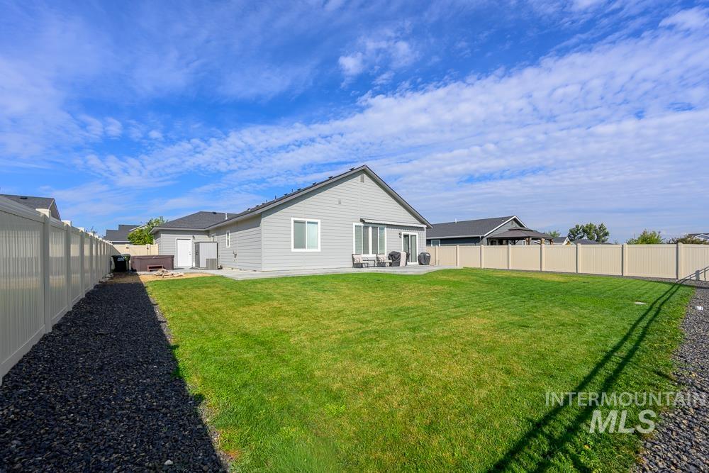 2920 N Sunset Farm Rd. Property Photo 5