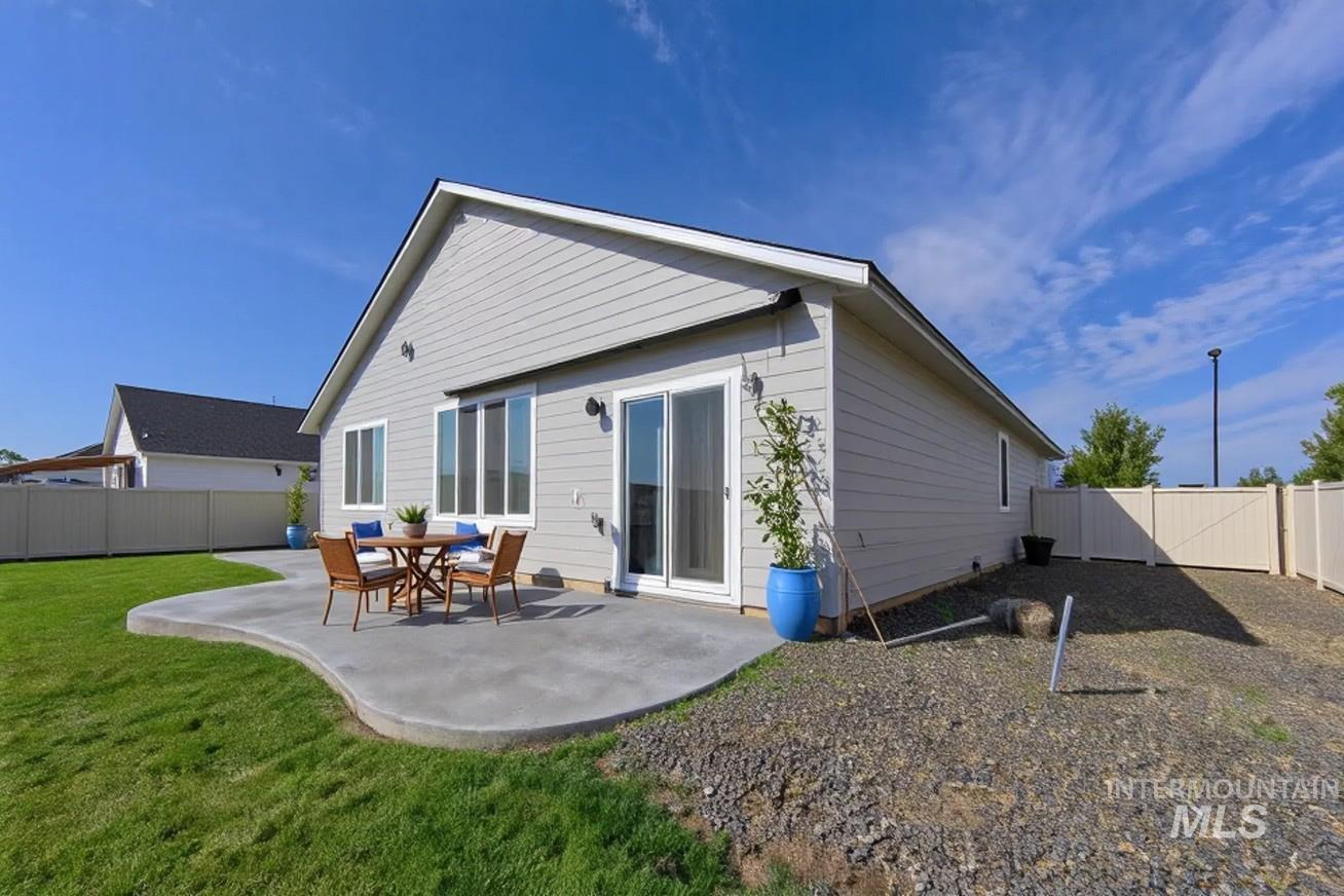 2920 N Sunset Farm Rd. Property Photo 6