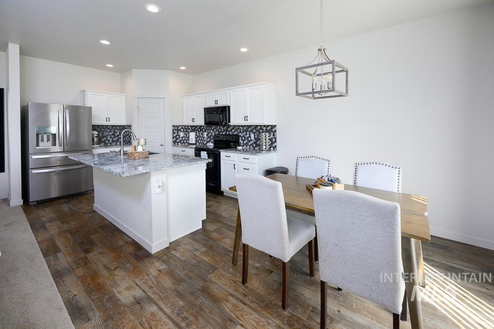 2920 N Sunset Farm Rd. Property Photo 11