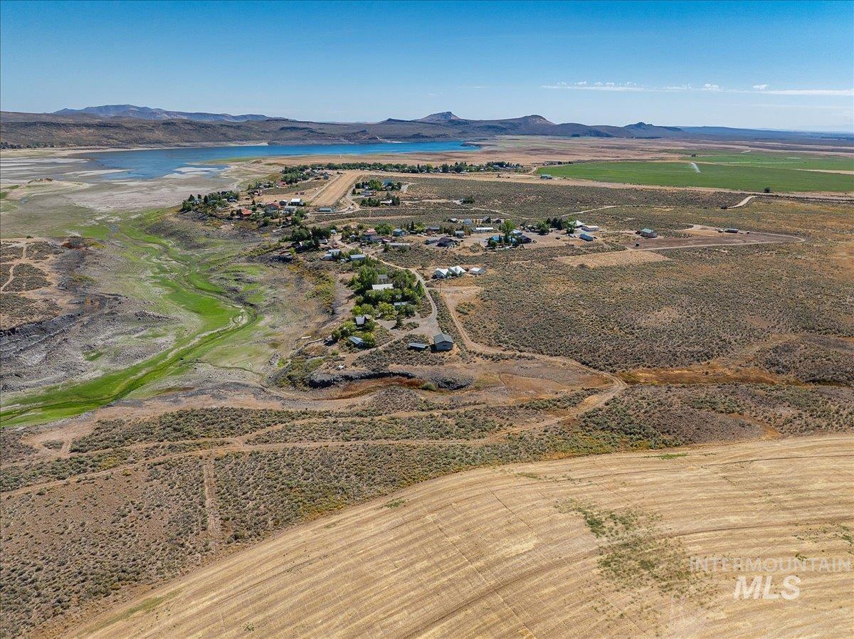 380 Lakeside Property Photo 23