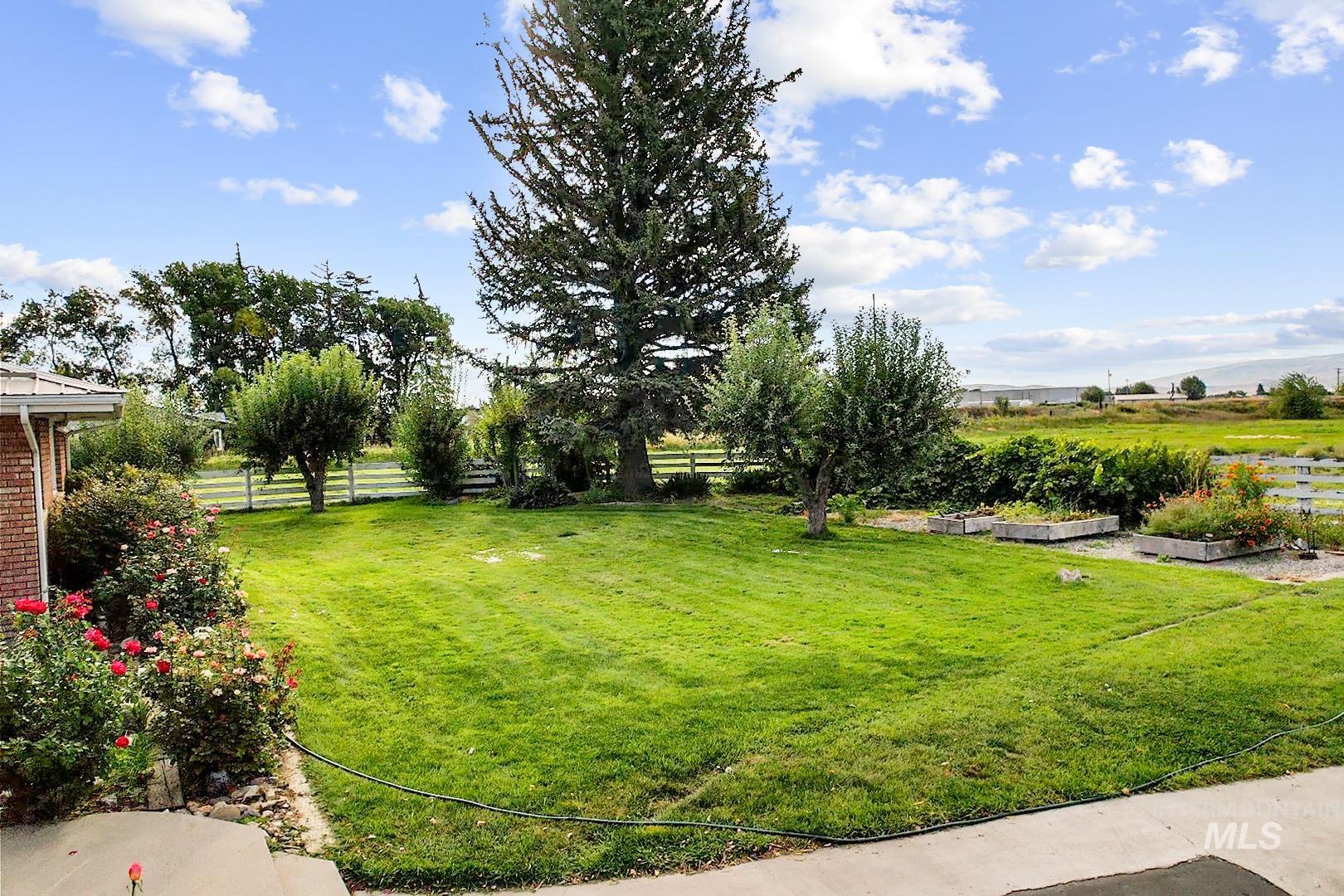 229 W 200 S Property Photo 29