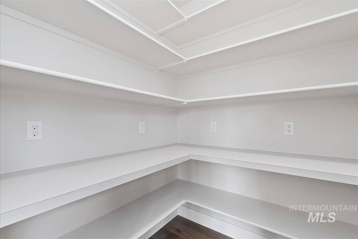 428 Hidden Mill Ct Property Photo 18