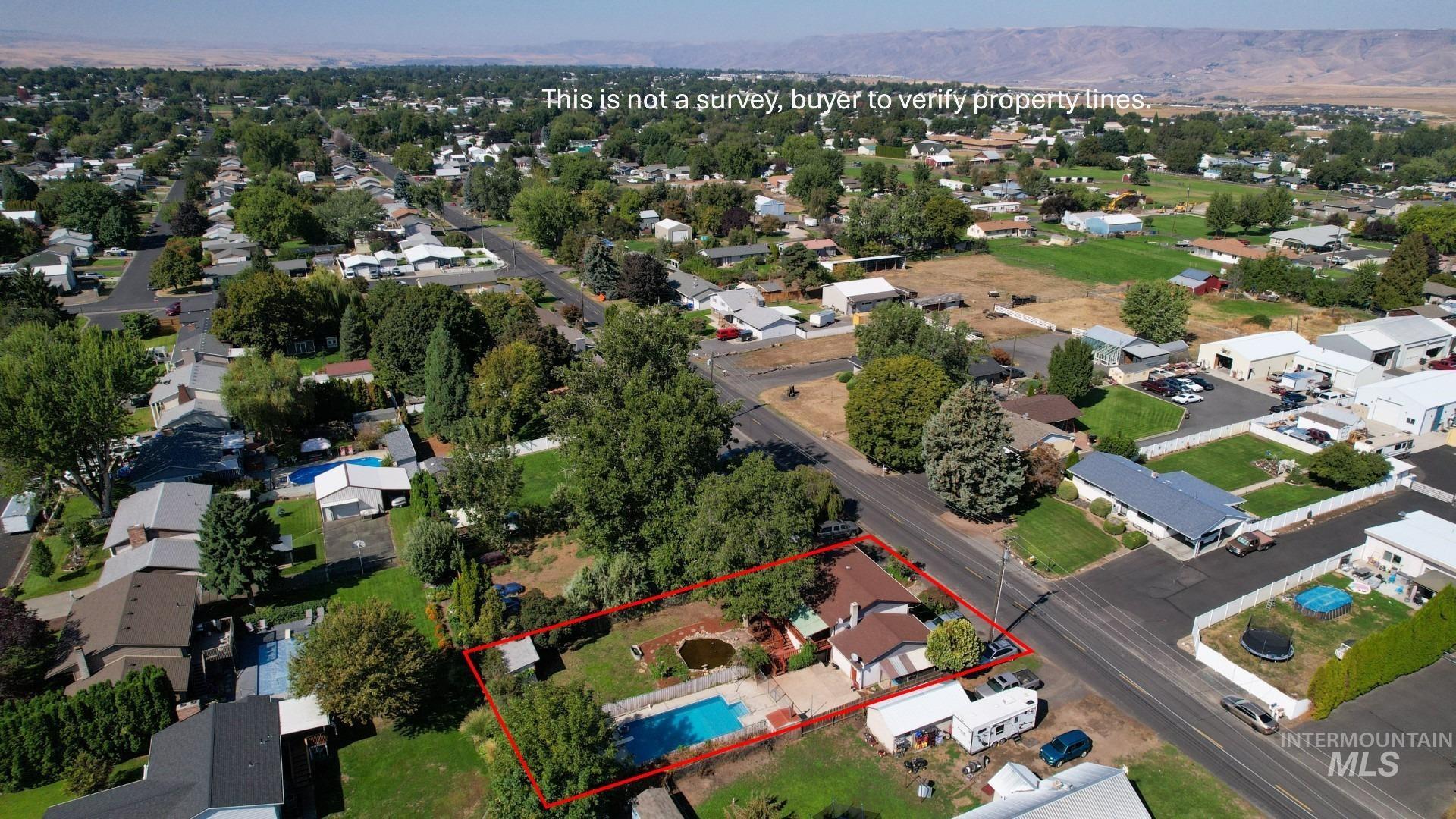 2020 Powers Ave. Property Photo 3