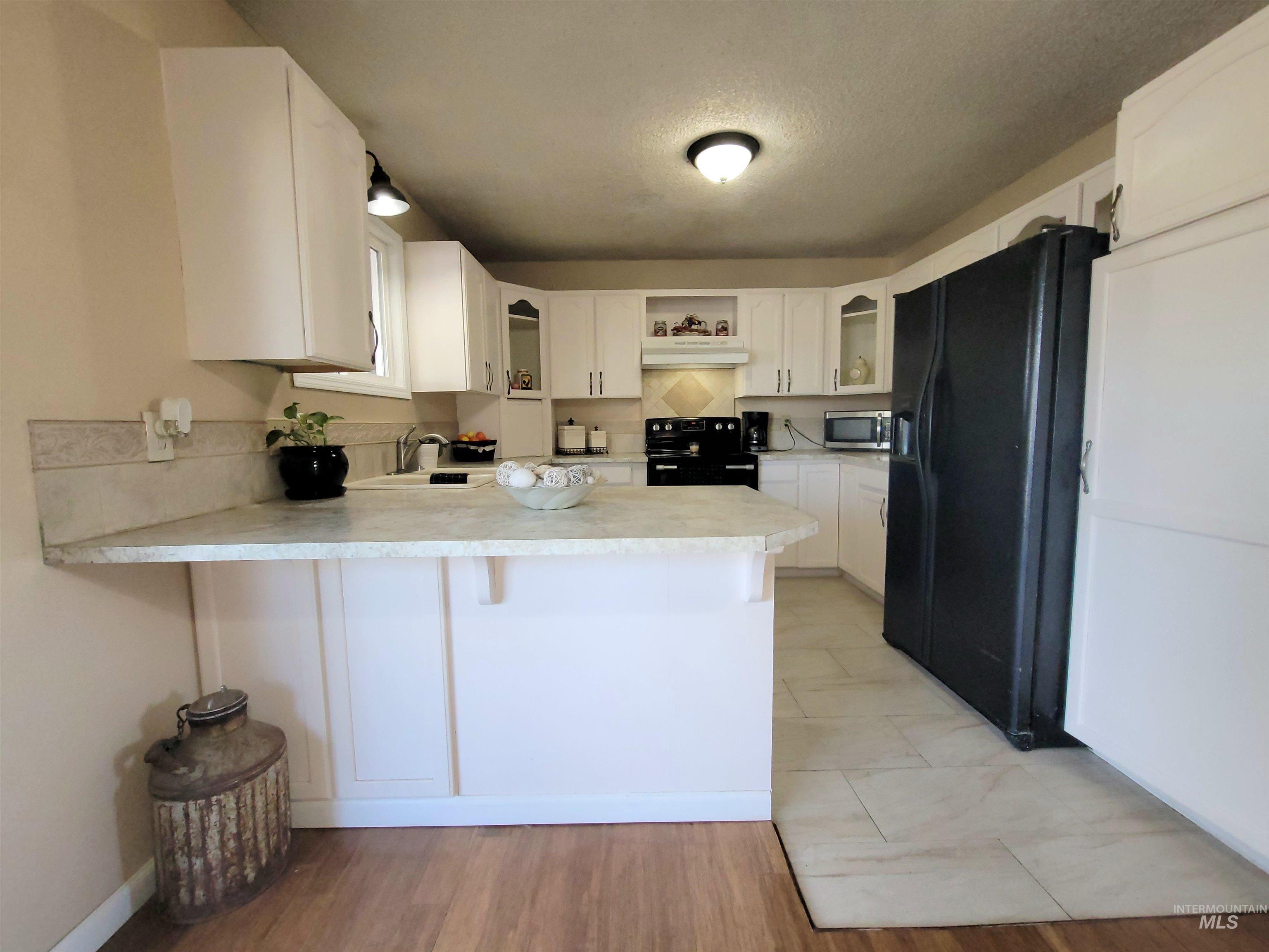 2020 Powers Ave. Property Photo 12