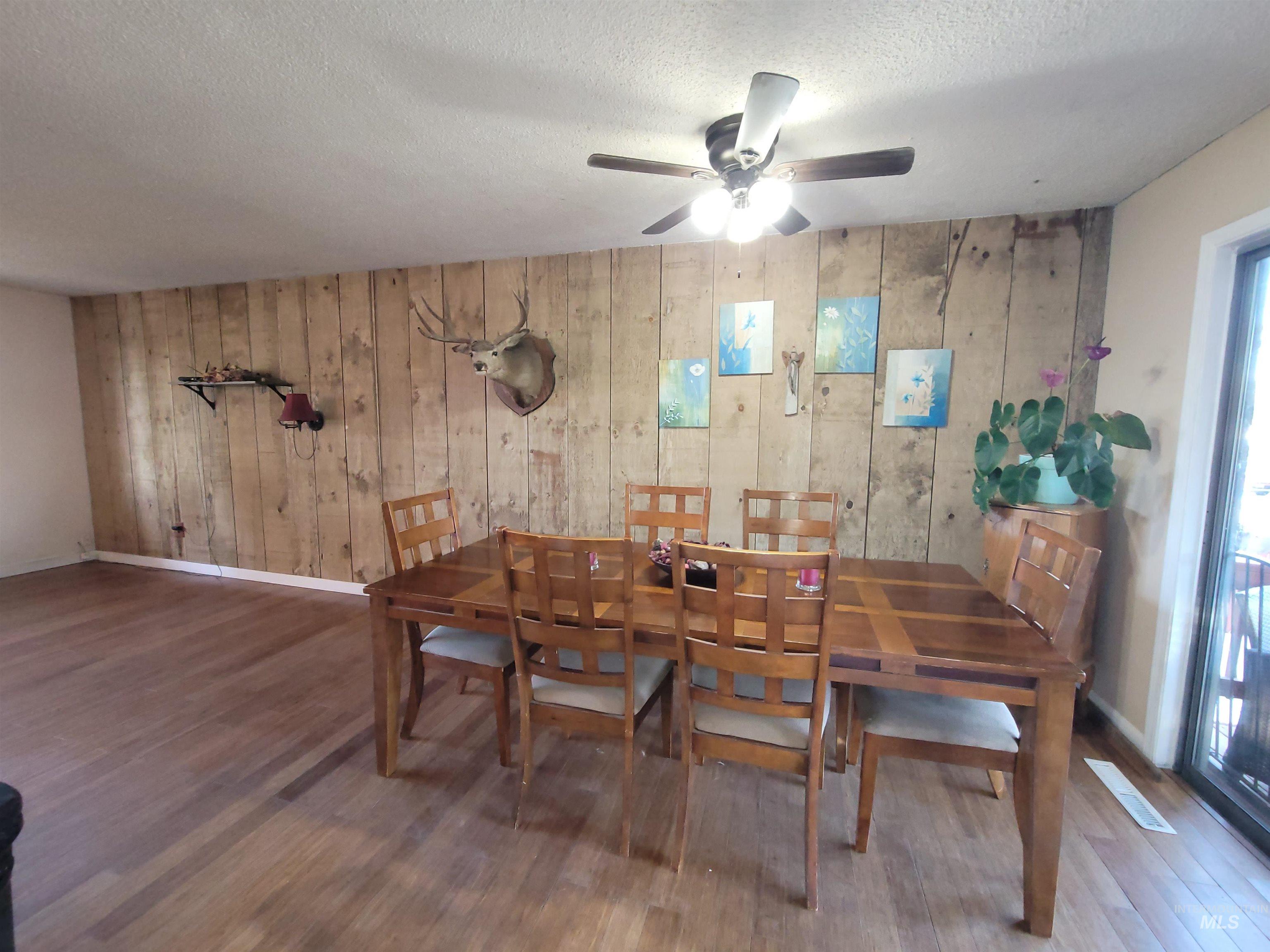 2020 Powers Ave. Property Photo 19