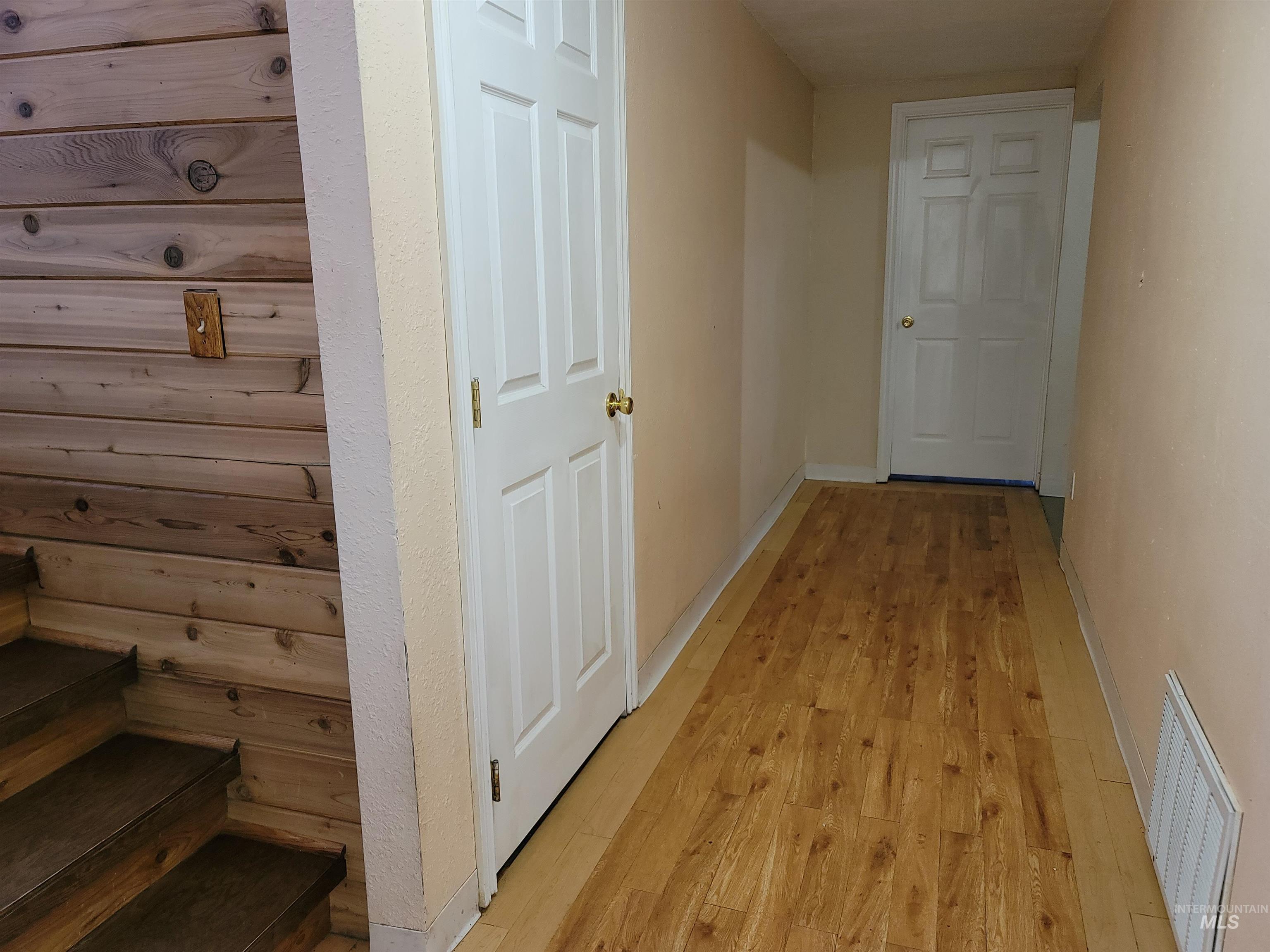 2020 Powers Ave. Property Photo 29