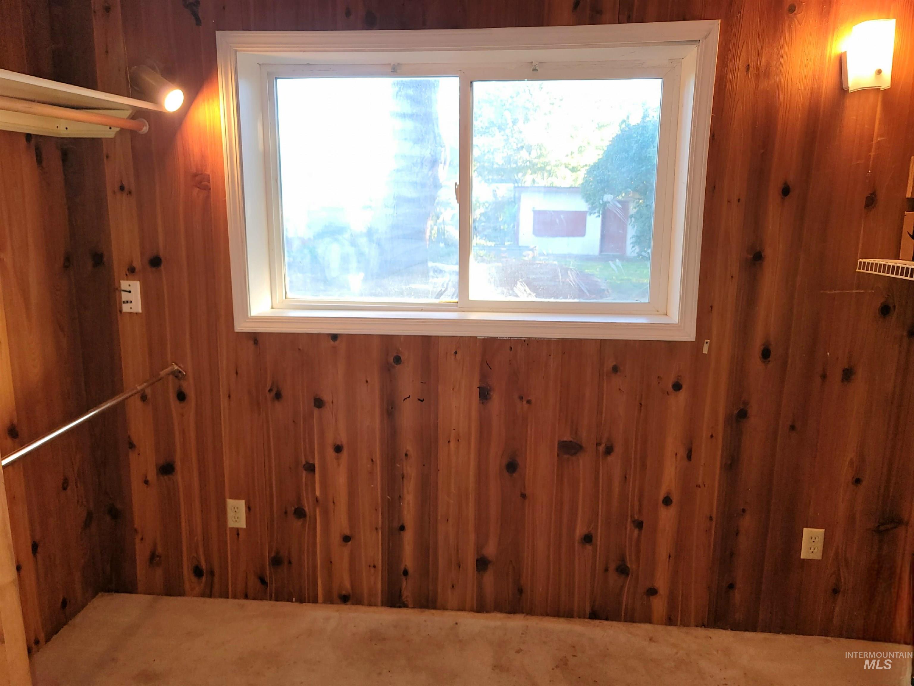 2020 Powers Ave. Property Photo 32