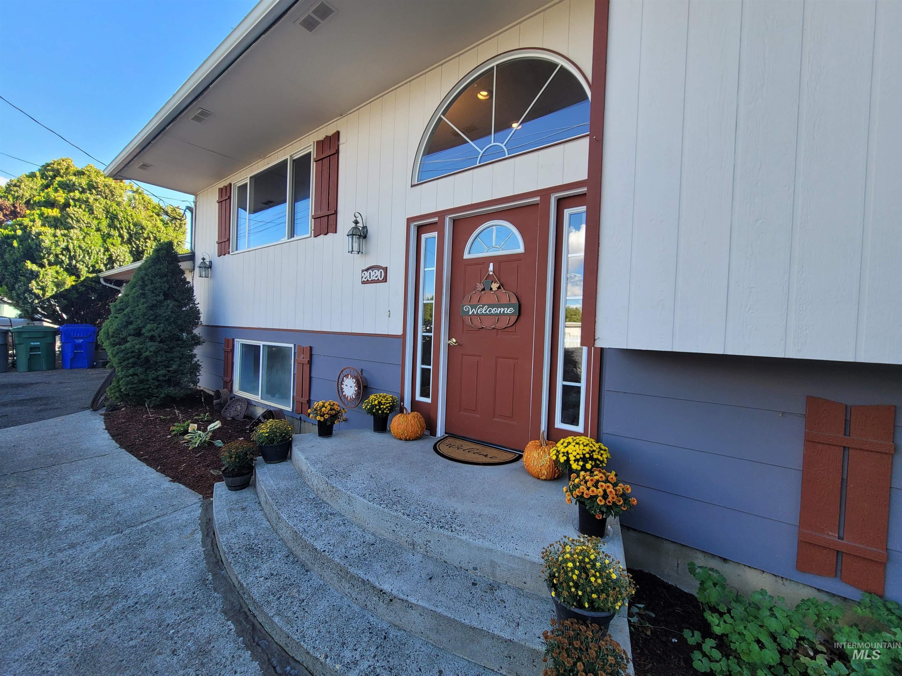 2020 Powers Ave. Property Photo 45