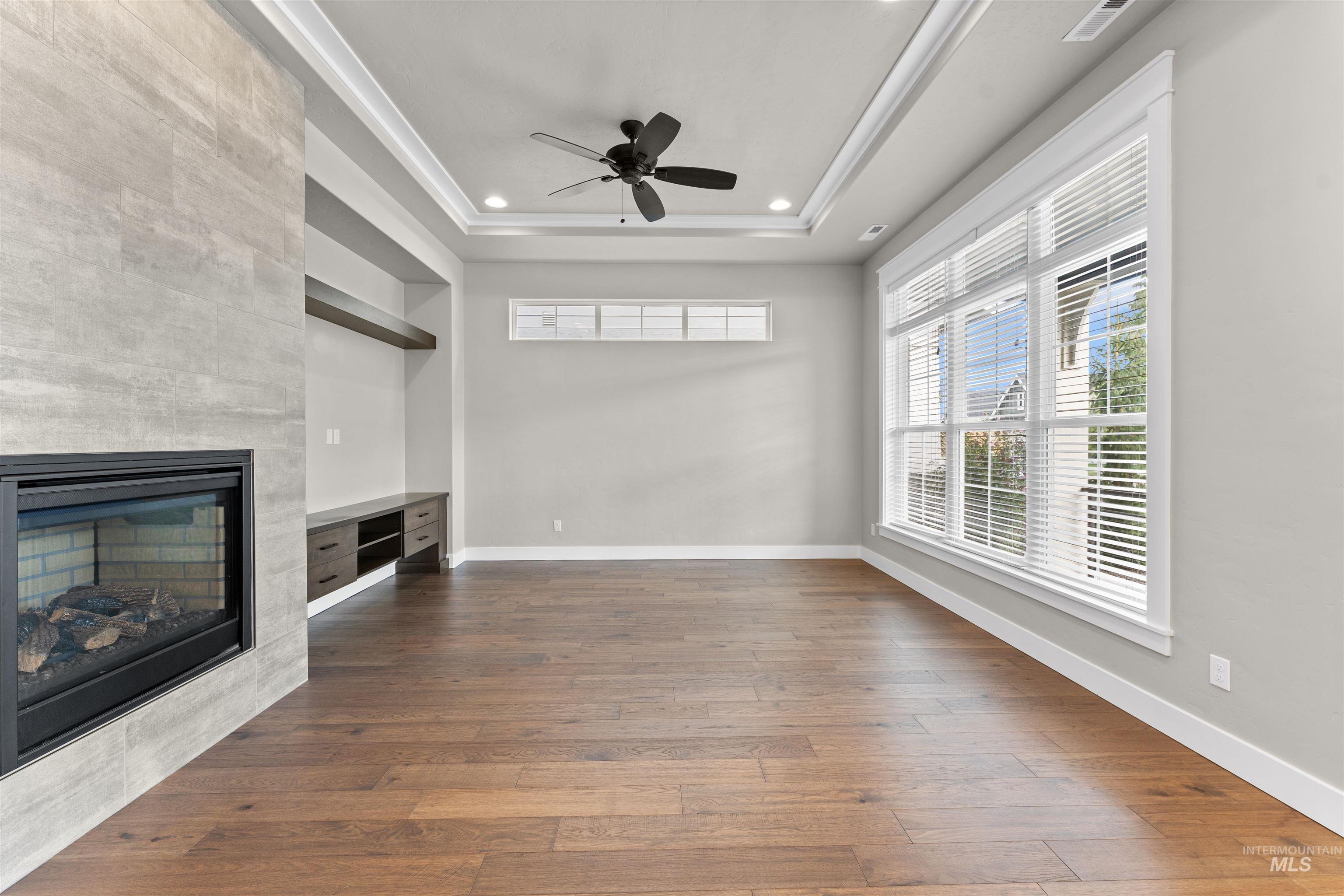 3464 E Macumbo Ln Property Photo 5