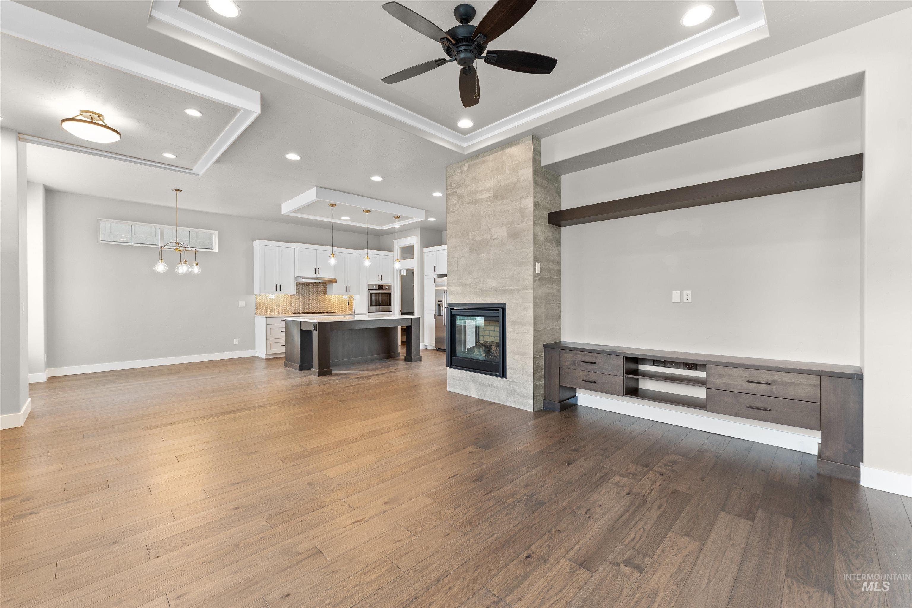 3464 E Macumbo Ln Property Photo 6