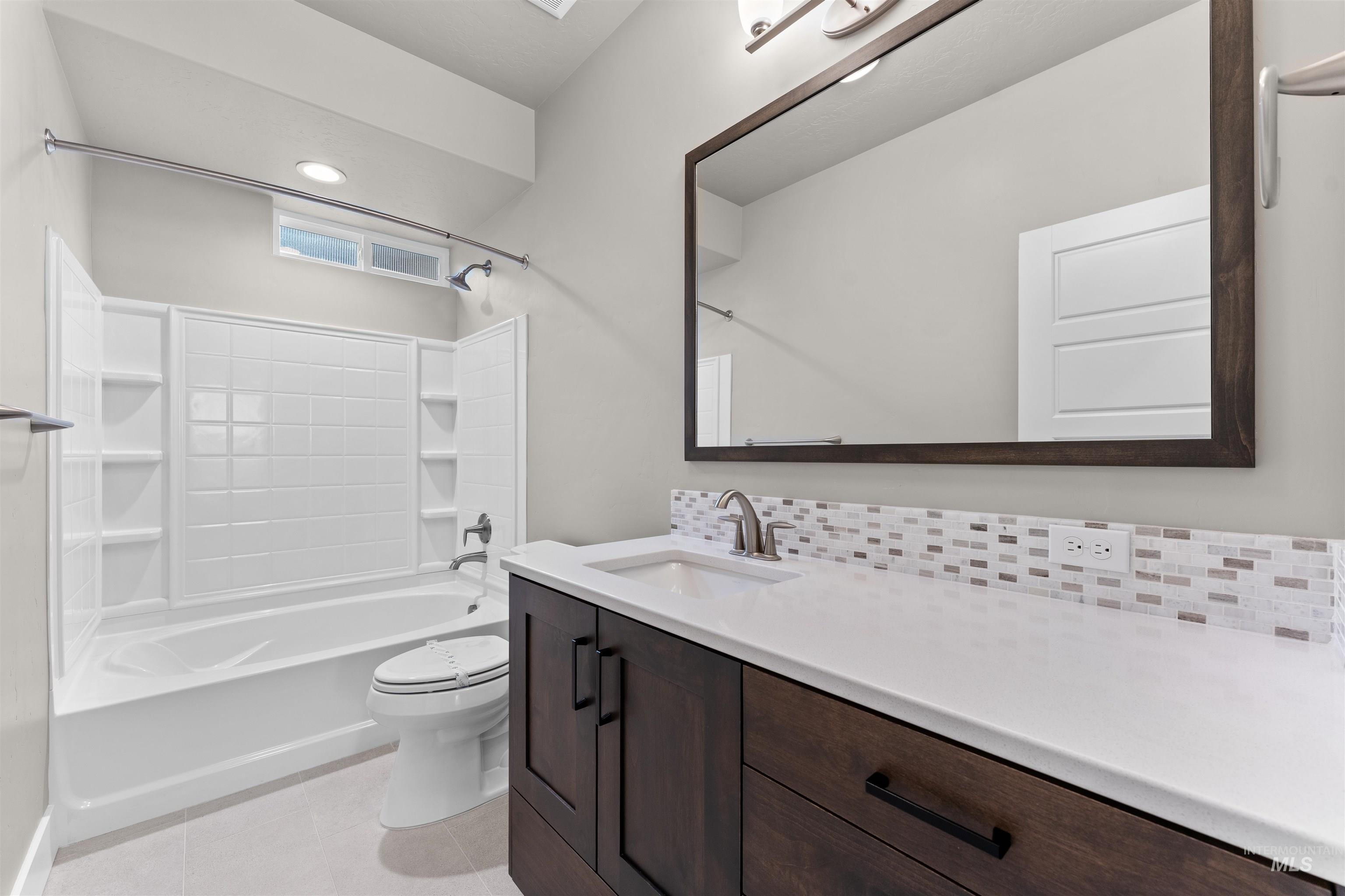 3464 E Macumbo Ln Property Photo 18