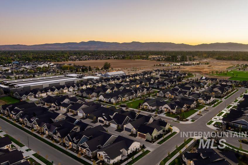 3464 E Macumbo Ln Property Photo 31