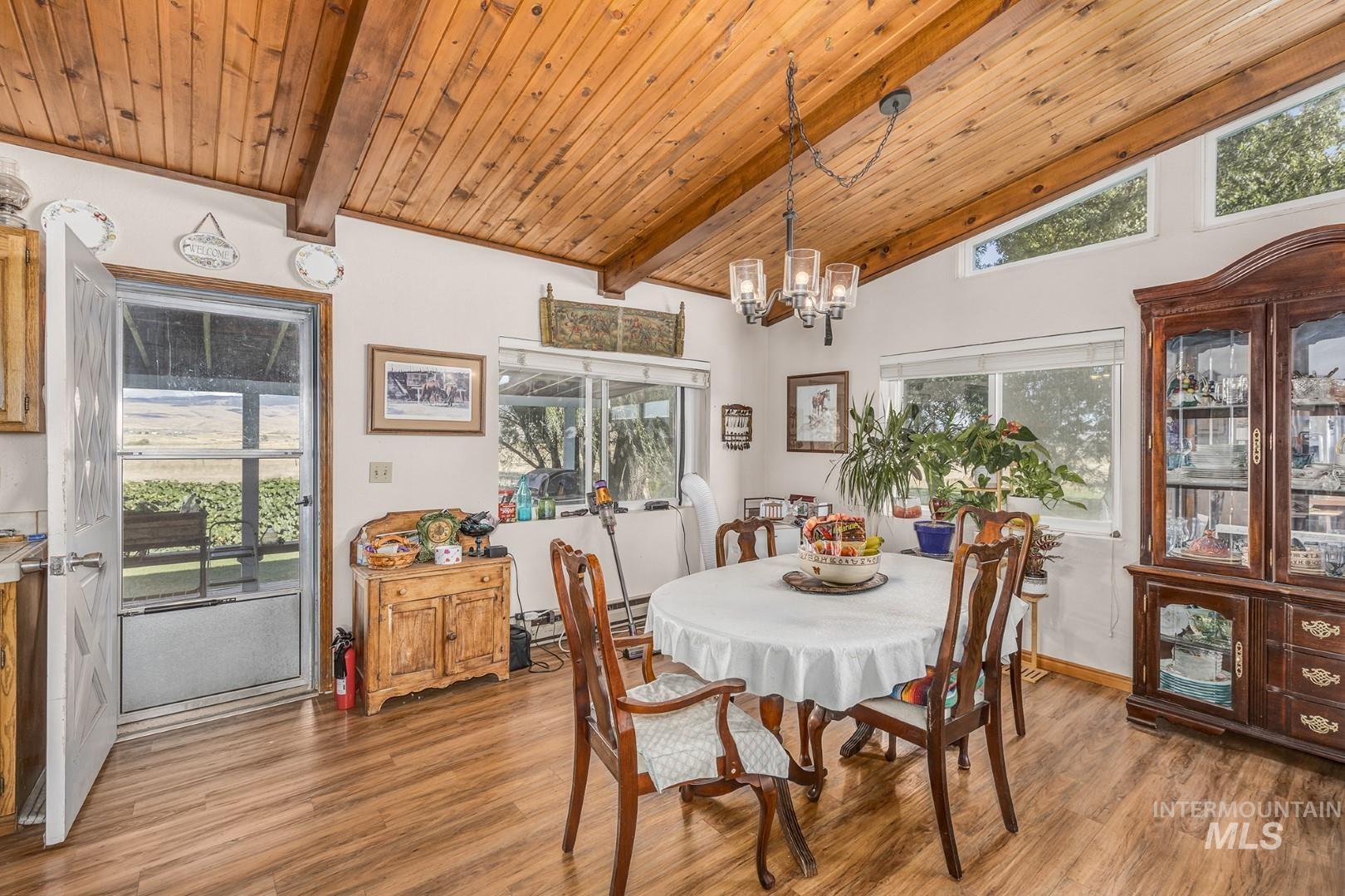 1032 W Indian Valley Rd Property Photo 9