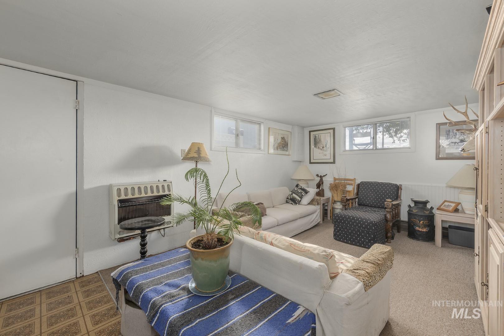 1032 W Indian Valley Rd Property Photo 16