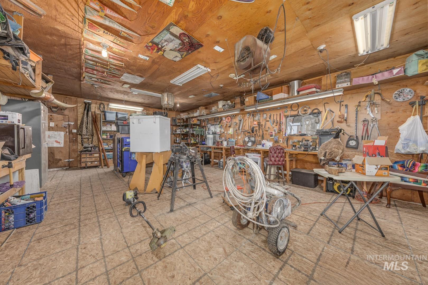 1032 W Indian Valley Rd Property Photo 25