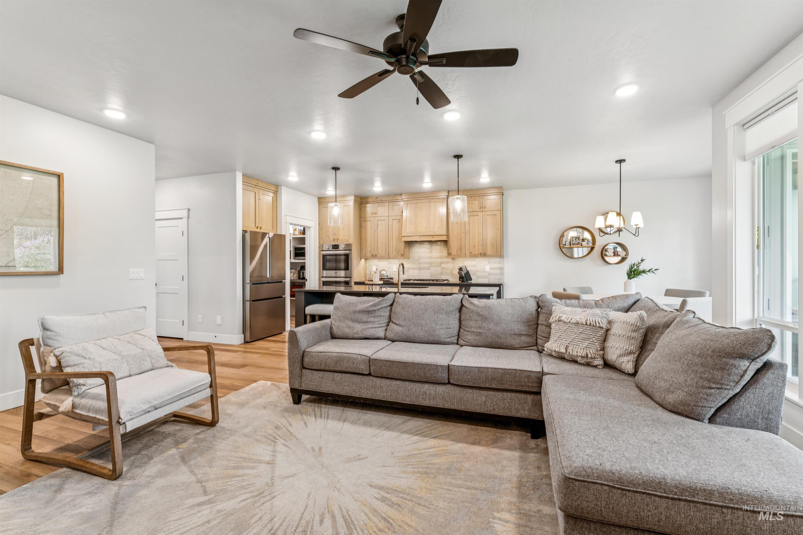 506 S Steephead Lane Property Photo 12