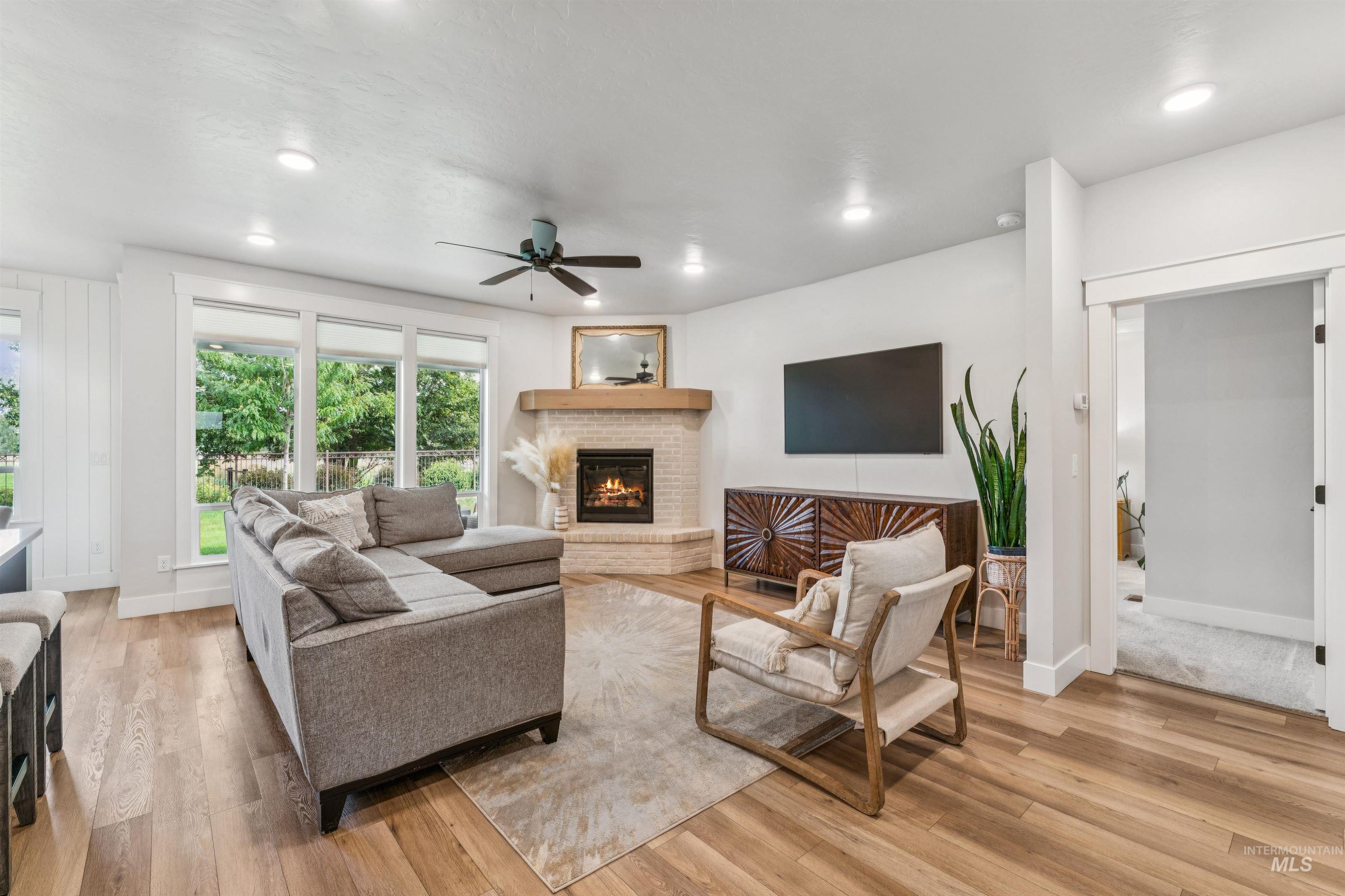 506 S Steephead Lane Property Photo 13