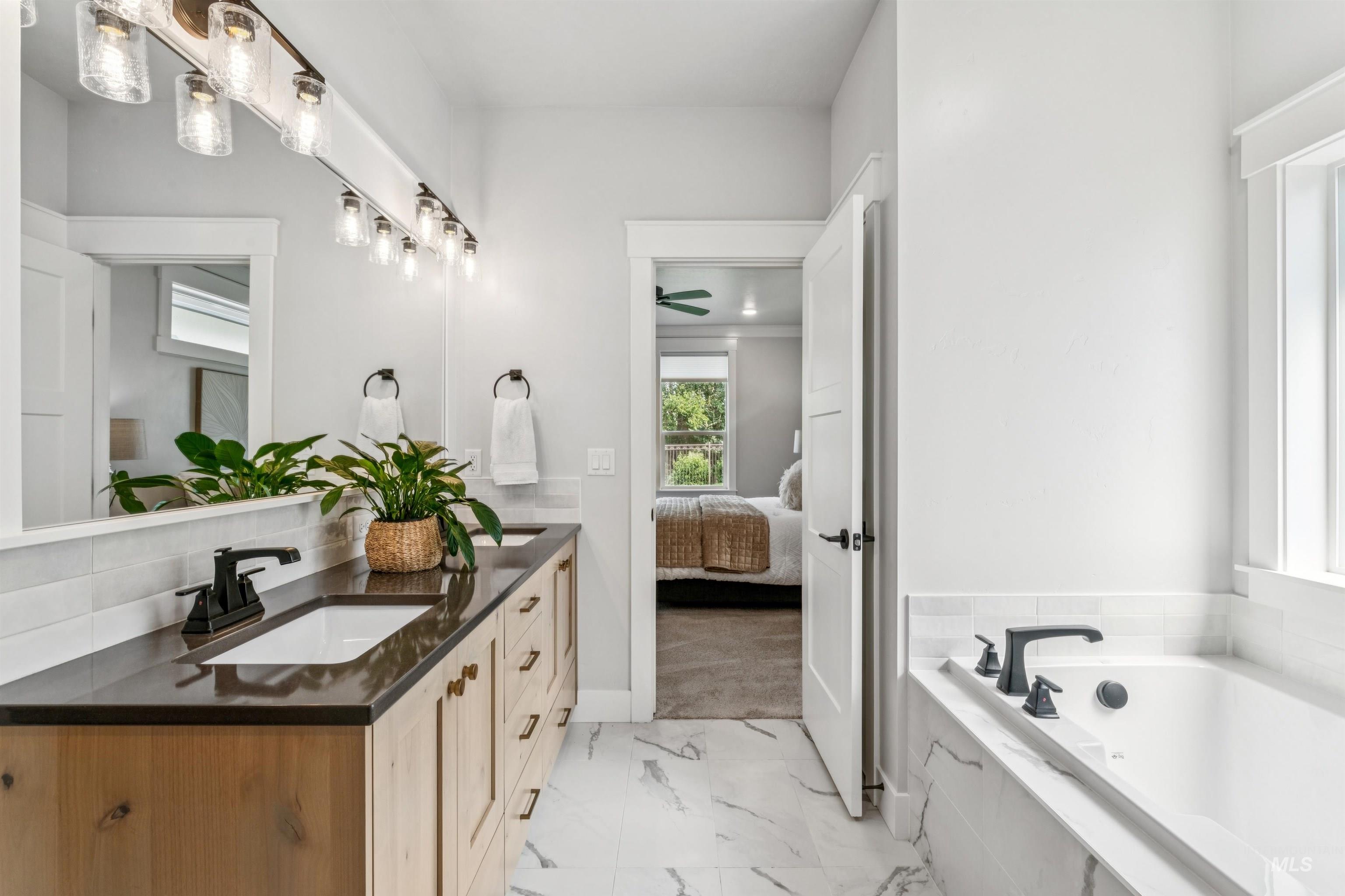 506 S Steephead Lane Property Photo 24