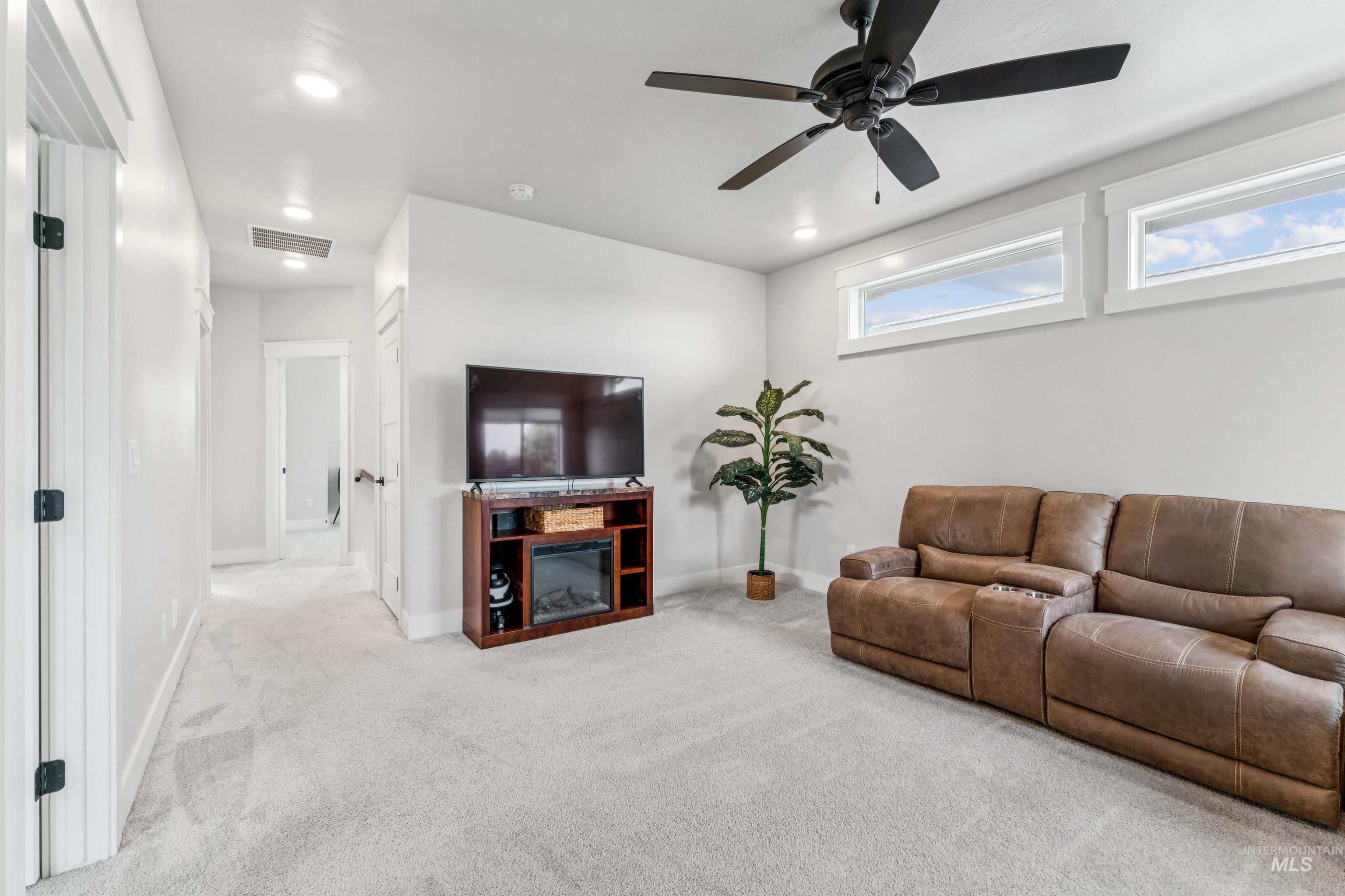 506 S Steephead Lane Property Photo 30