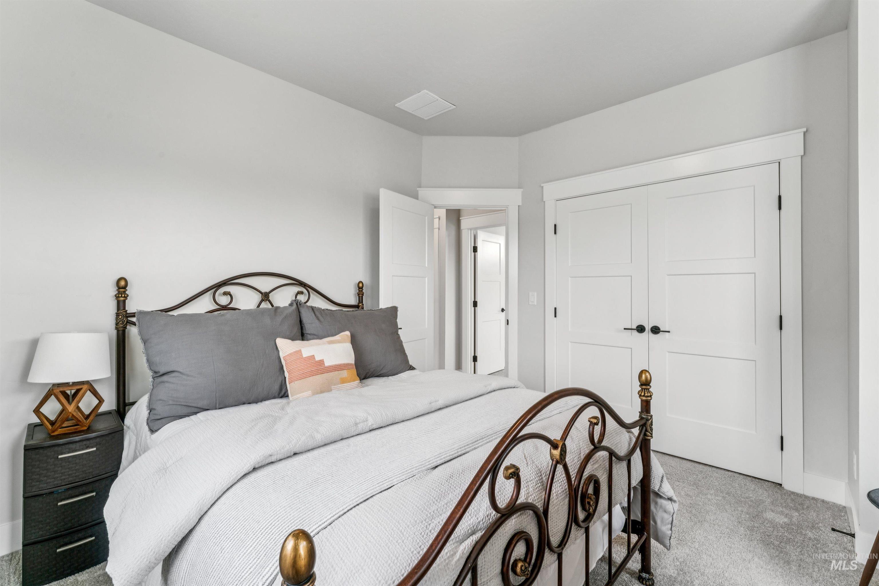 506 S Steephead Lane Property Photo 34