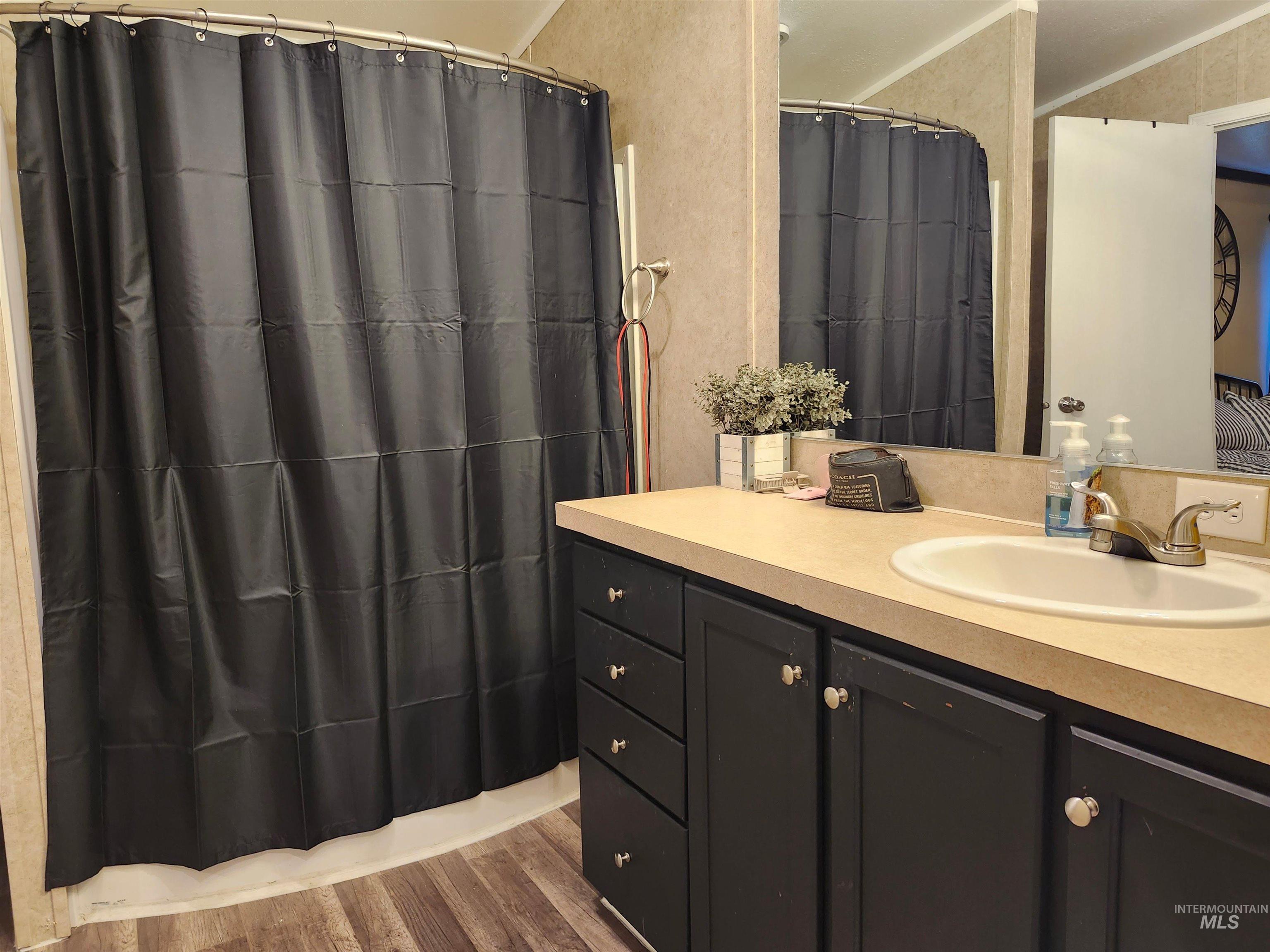 1007 W Hatter Creek Property Photo 17