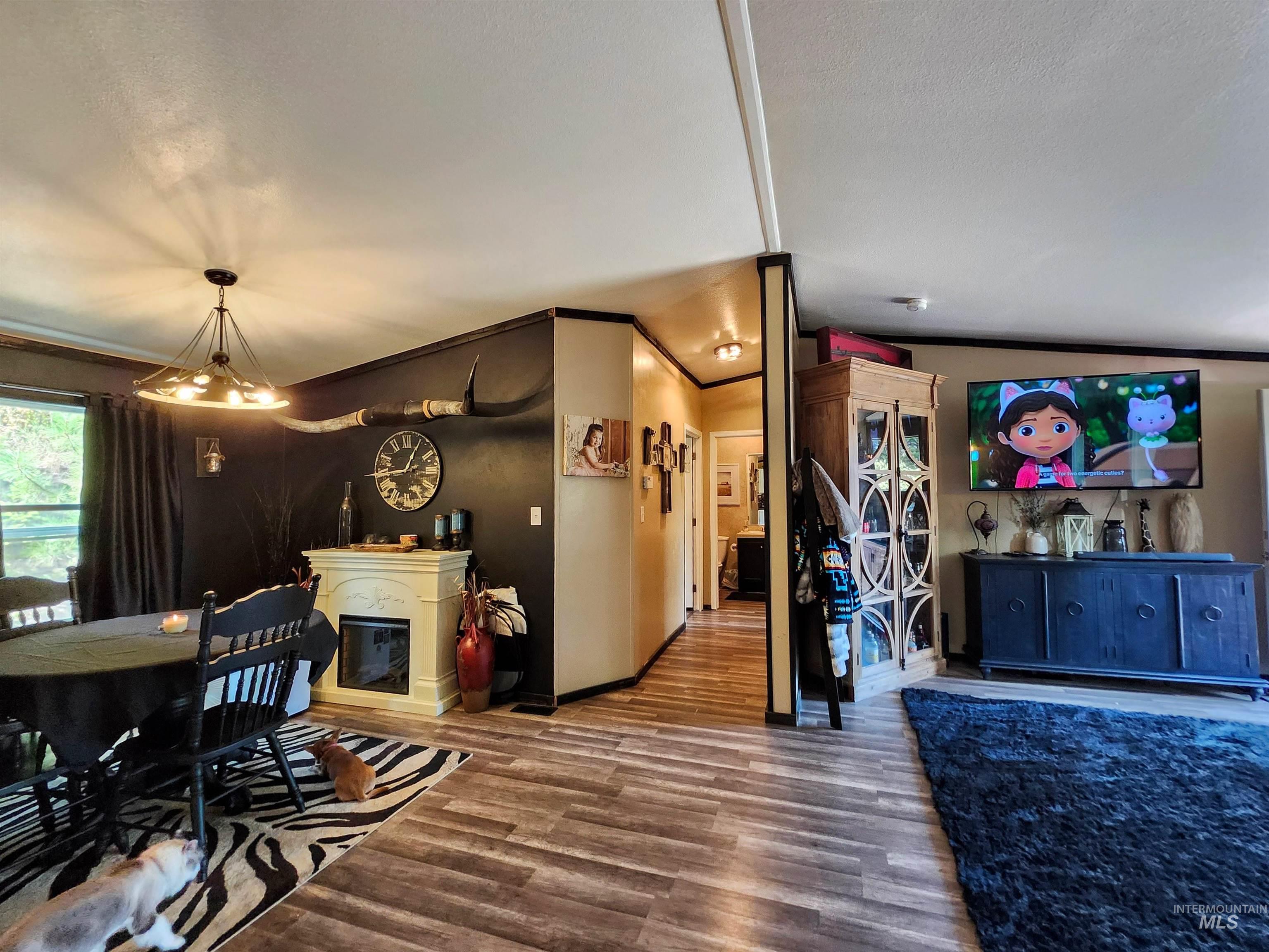 1007 W Hatter Creek Property Photo 22