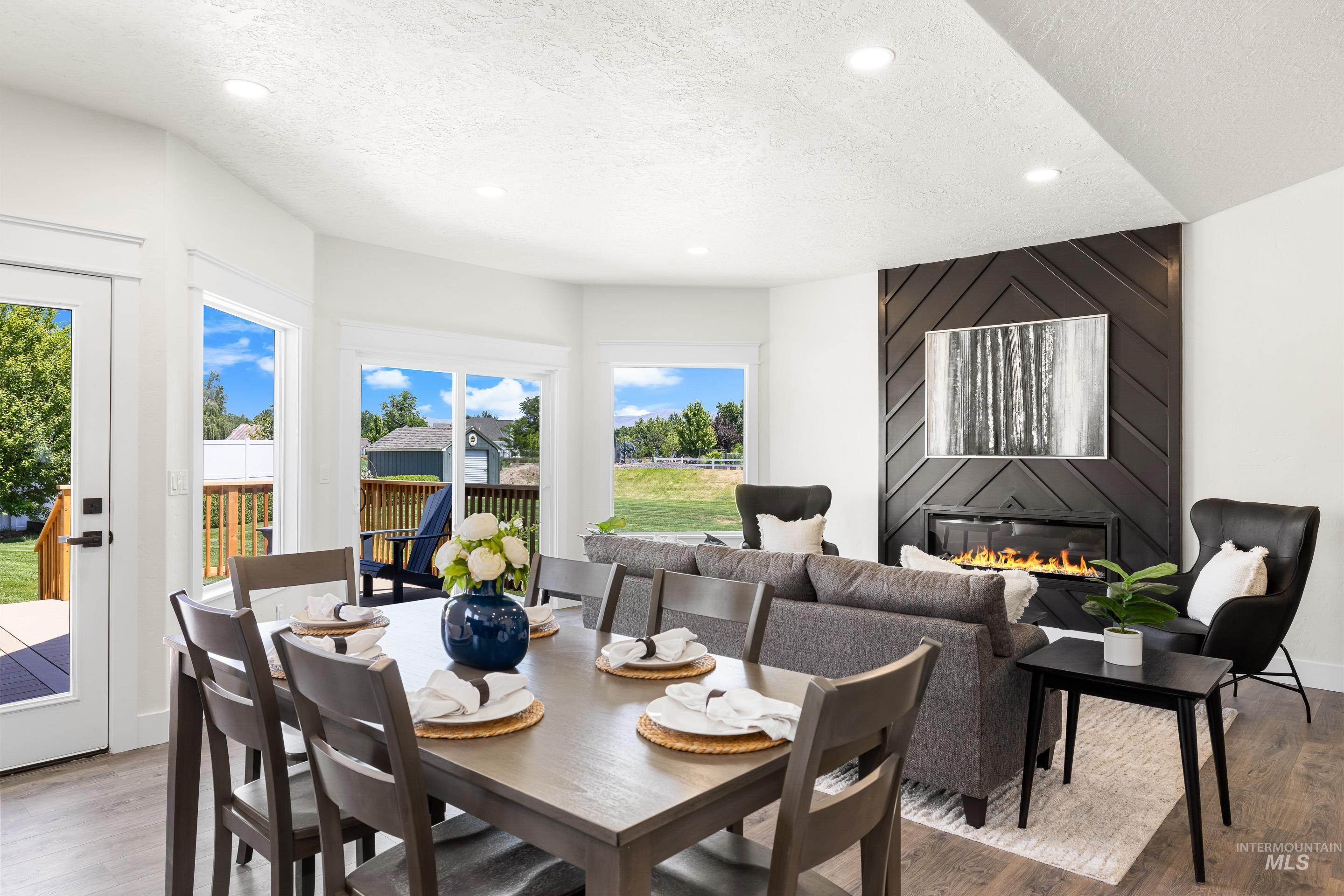 1910 W Campo Ln Property Photo 14