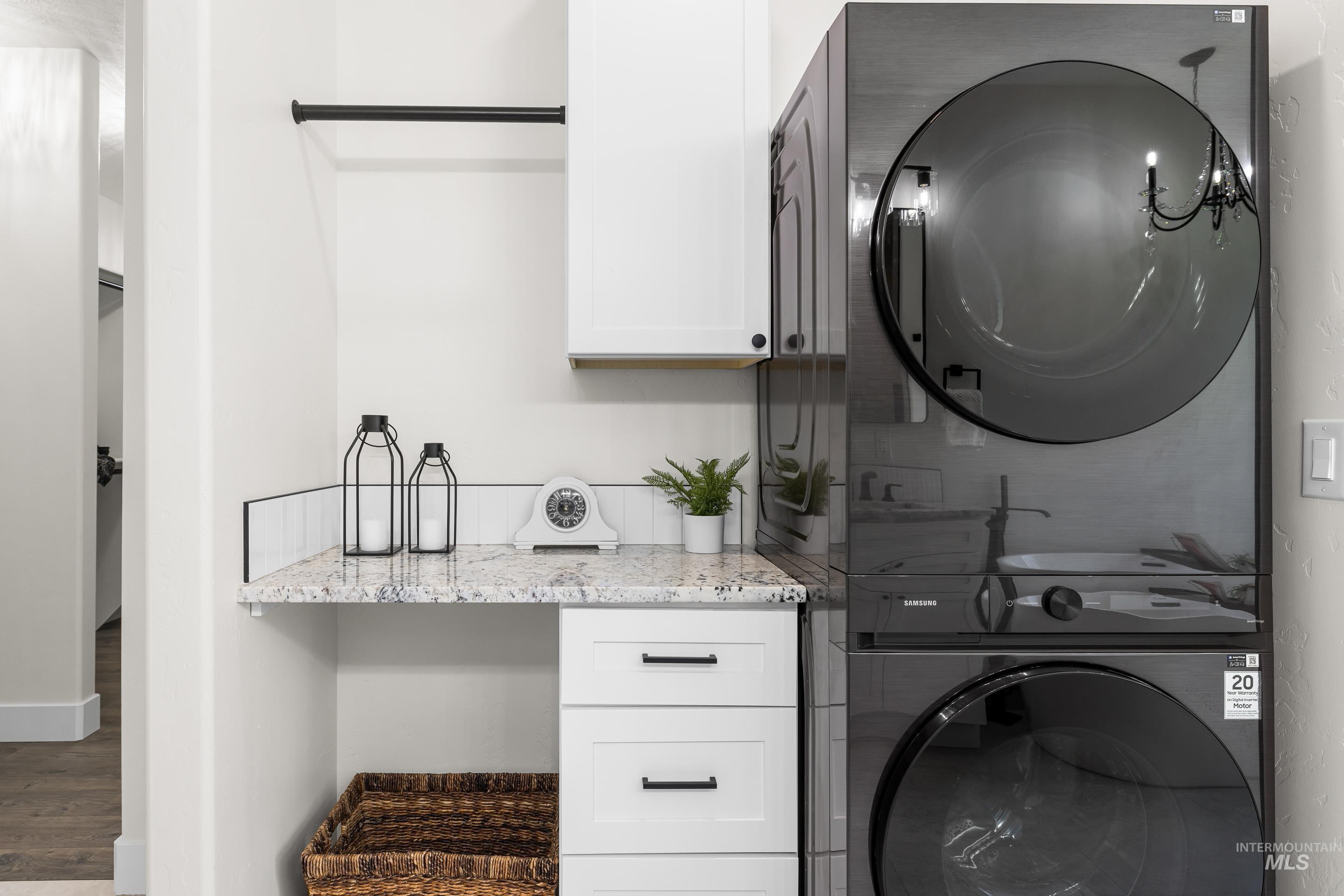 1910 W Campo Ln Property Photo 27