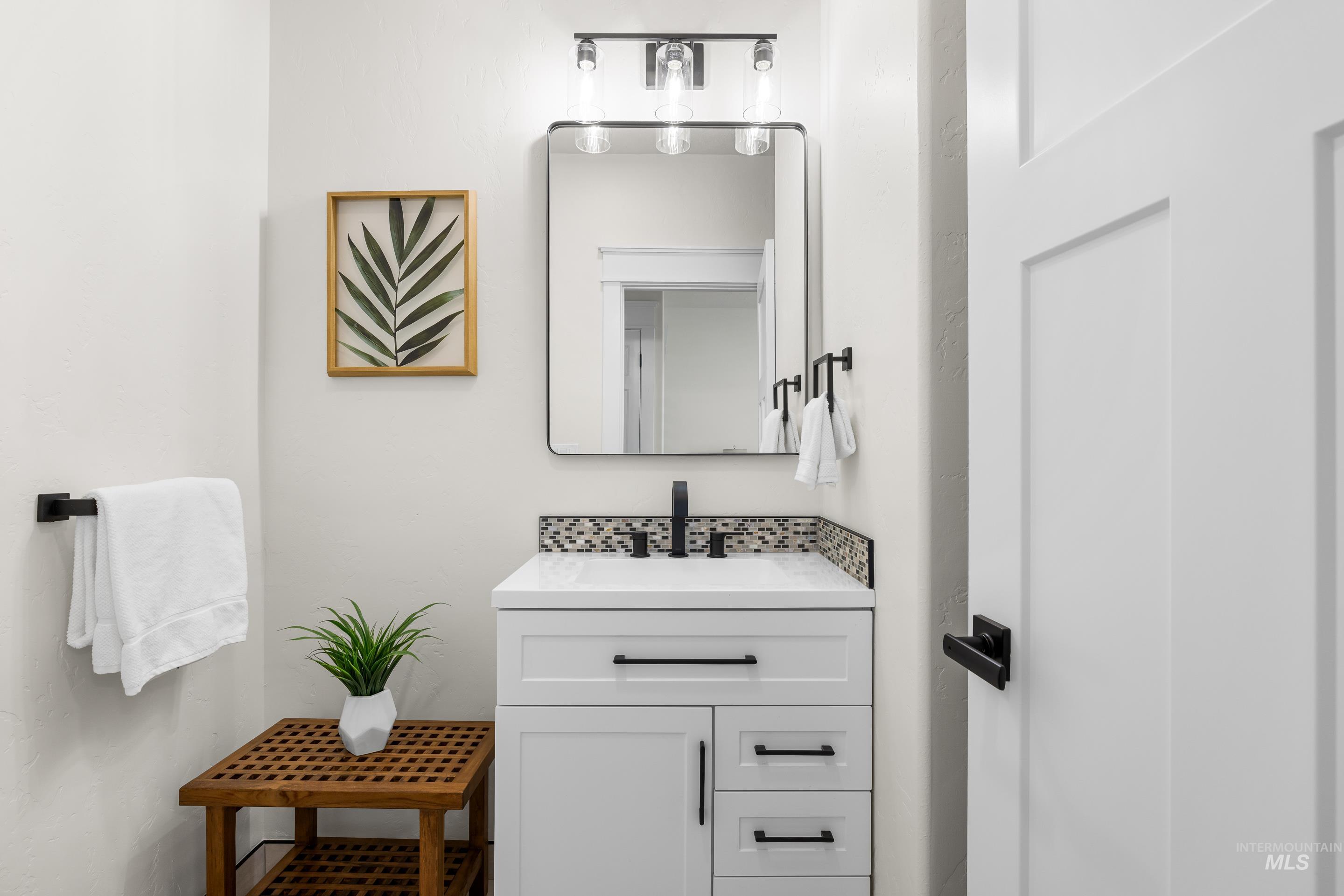 1910 W Campo Ln Property Photo 31