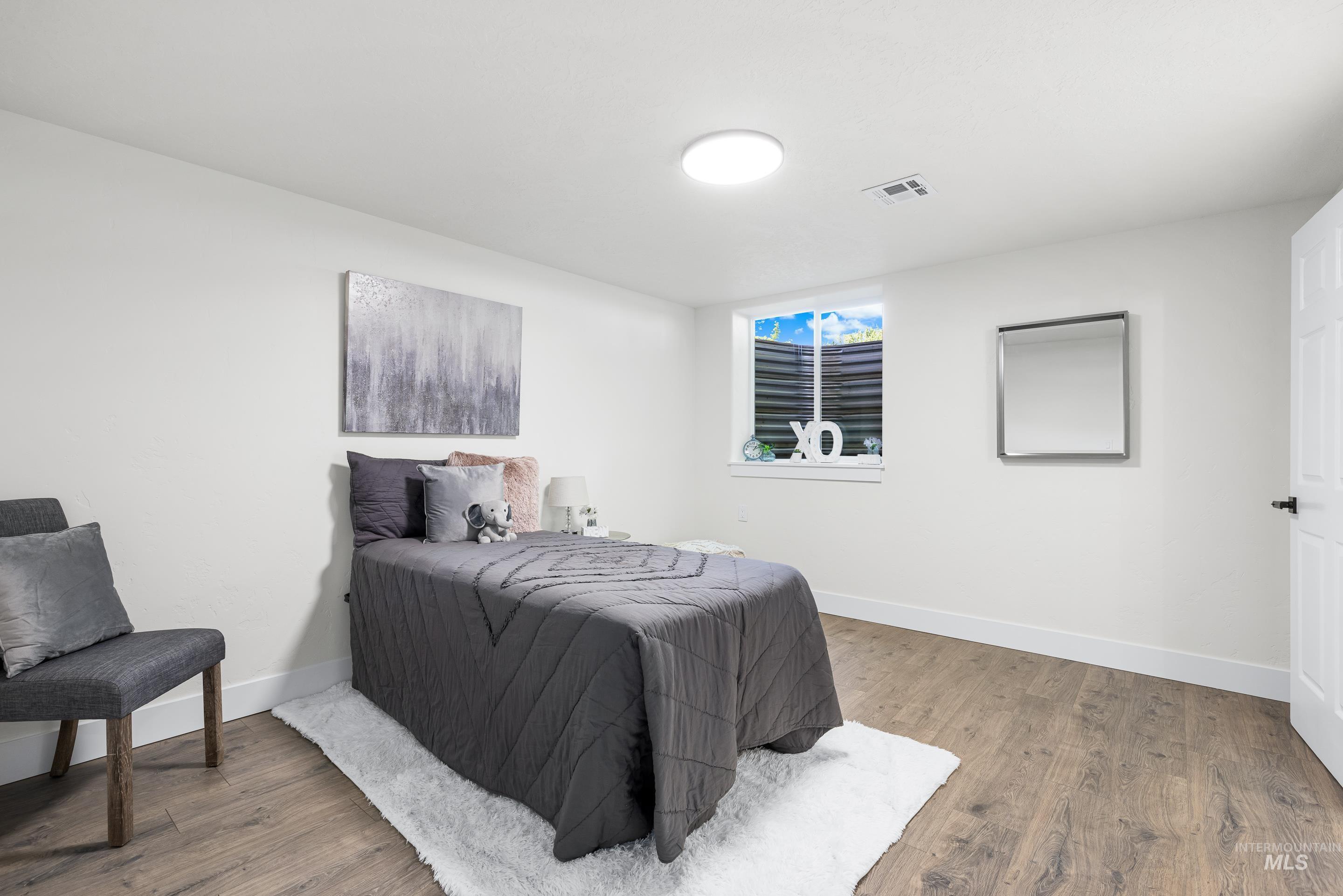 1910 W Campo Ln Property Photo 38