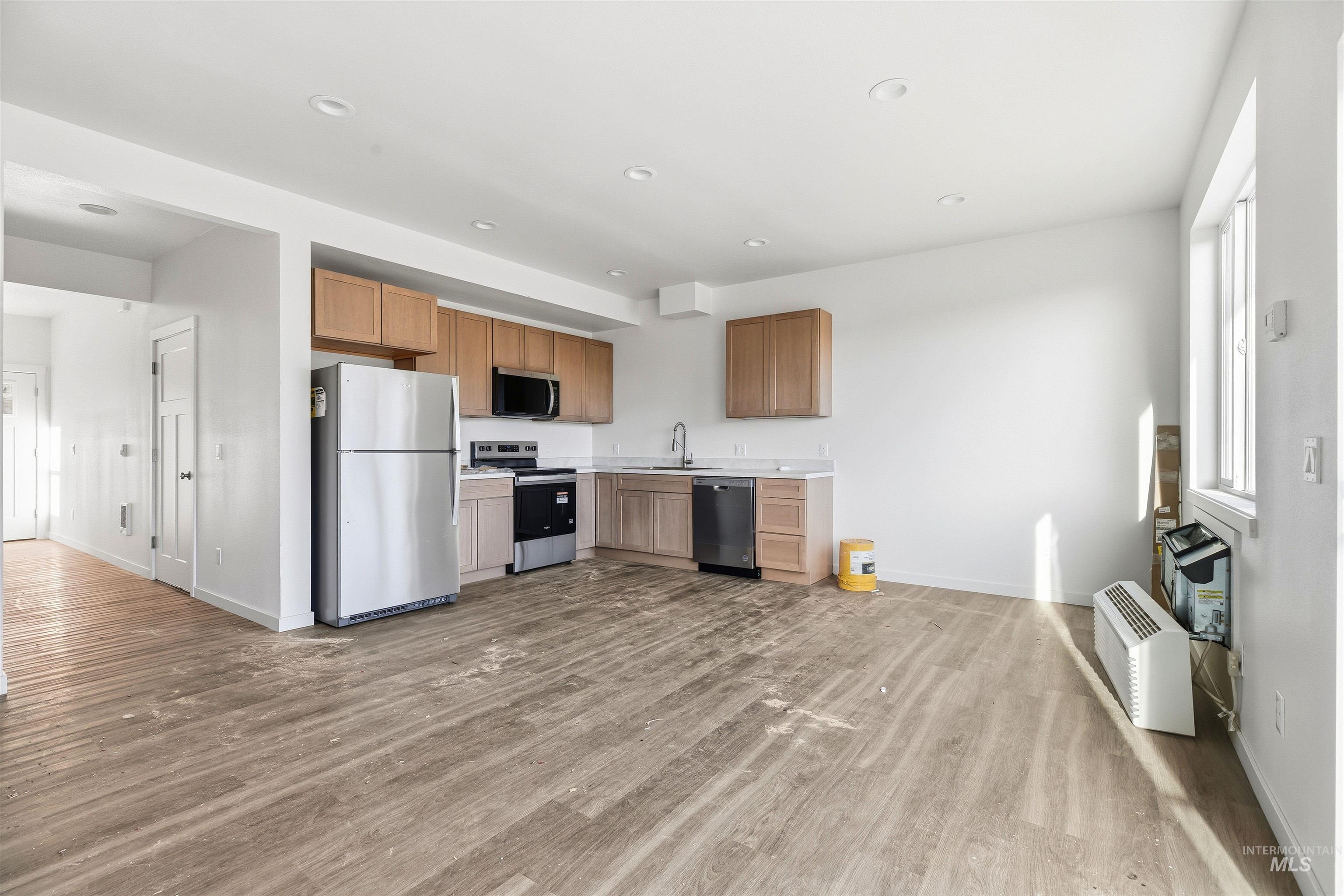 2815 Cyprus Ct Property Photo 6