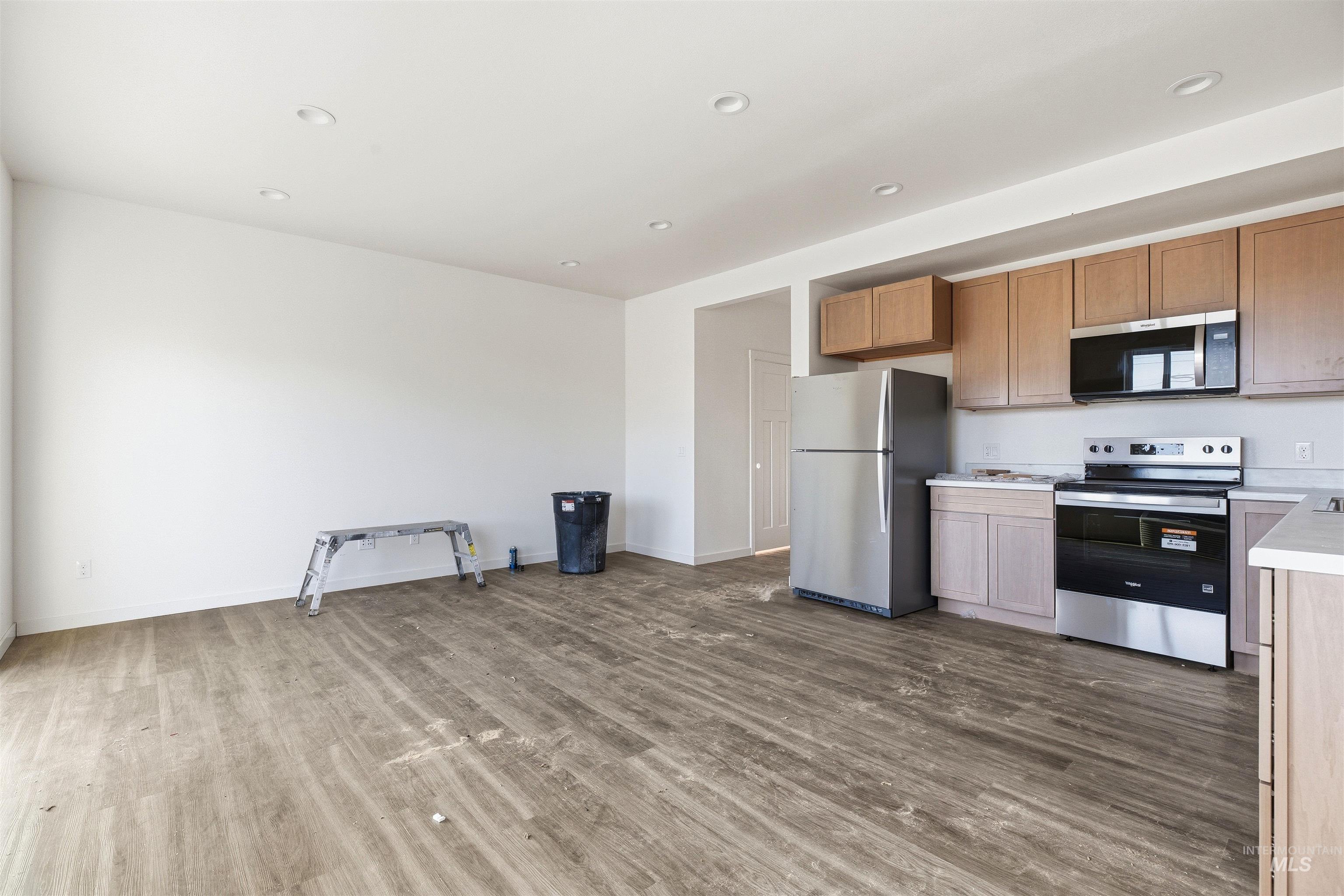 2815 Cyprus Ct Property Photo 7