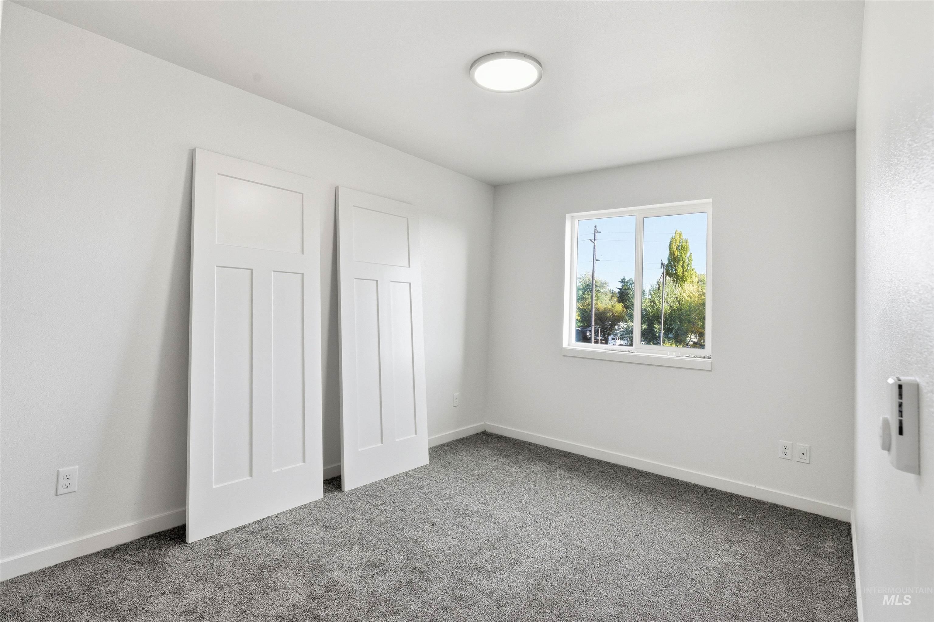 2815 Cyprus Ct Property Photo 13