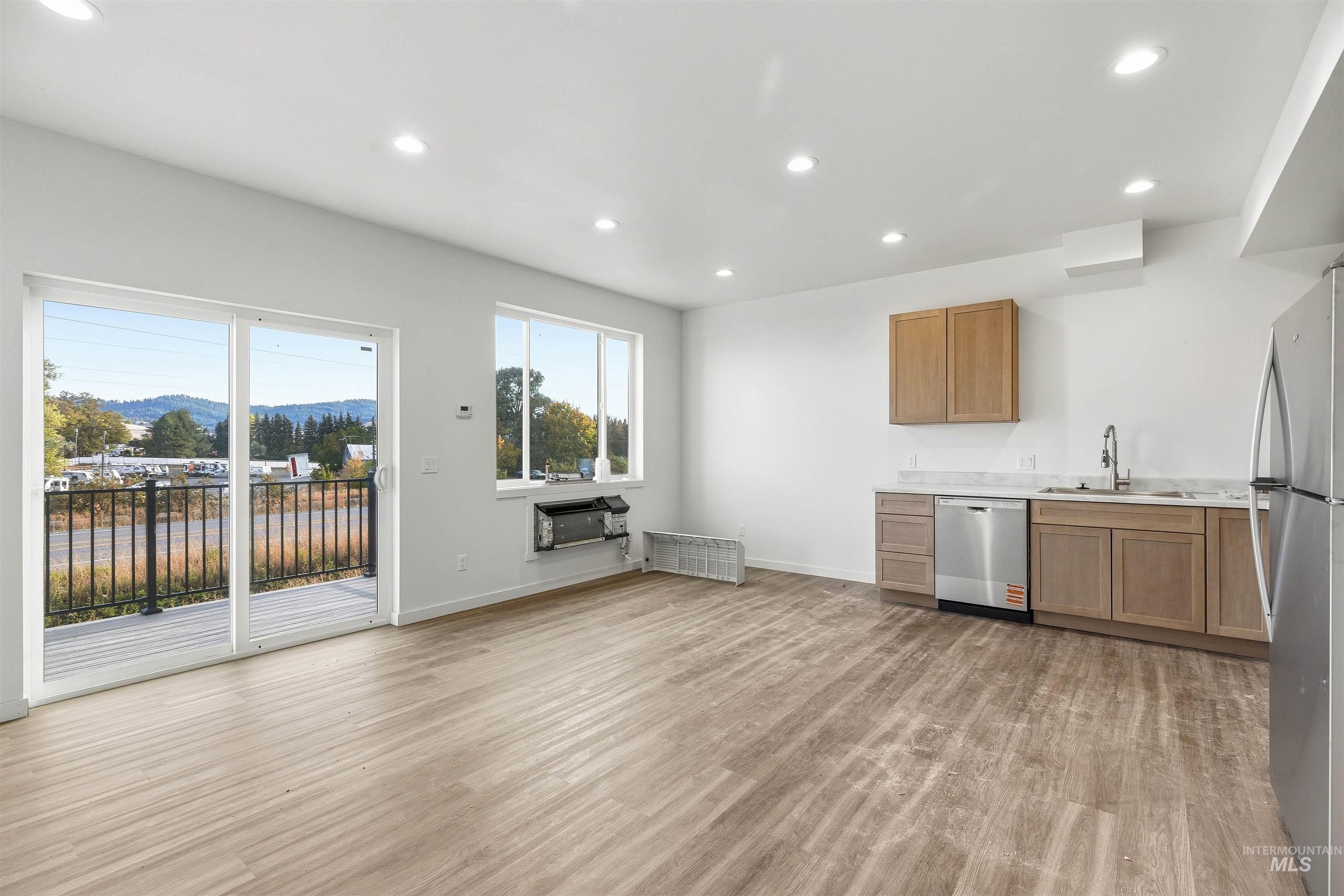 2815 Cyprus Ct Property Photo 16