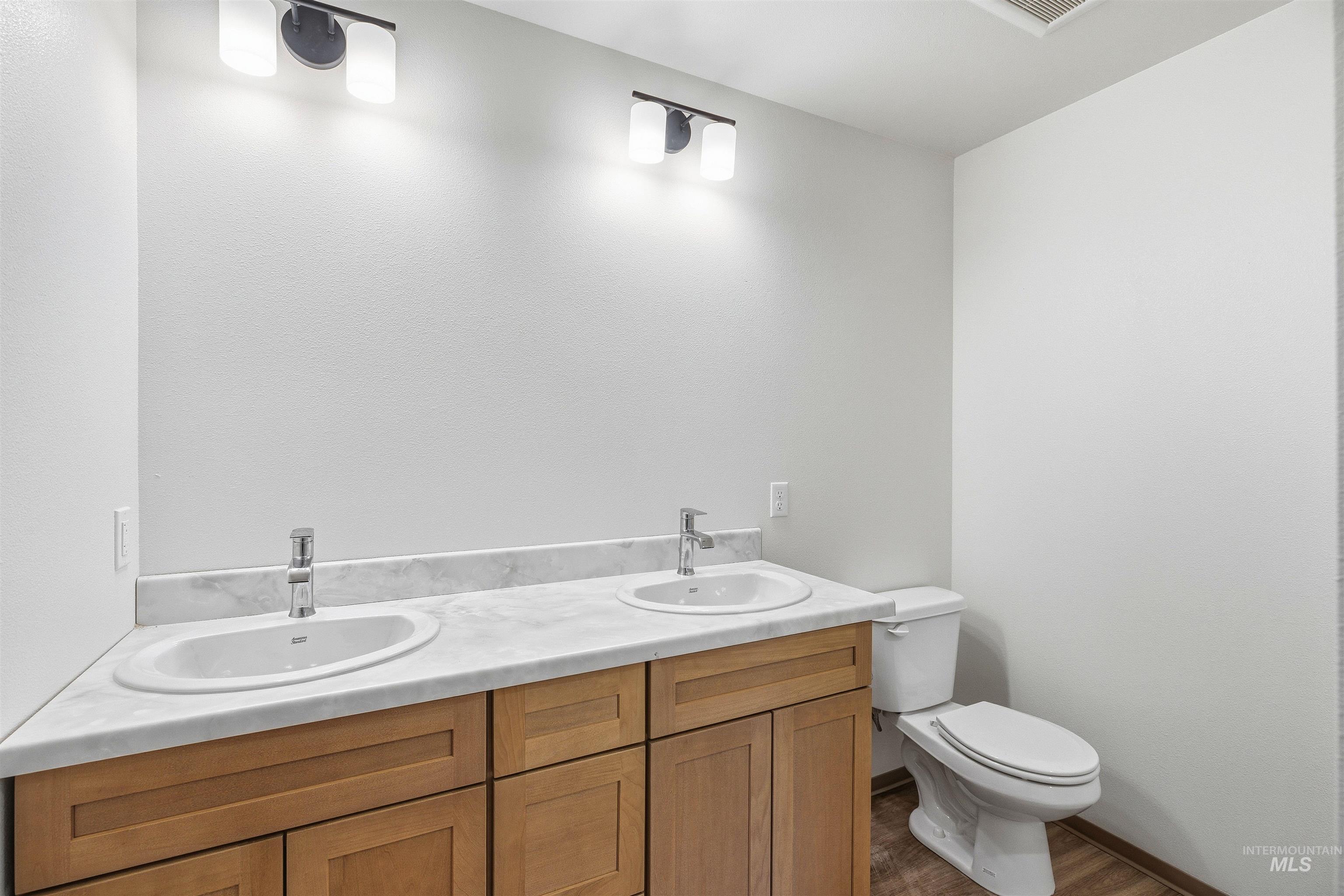 2815 Cyprus Ct Property Photo 23