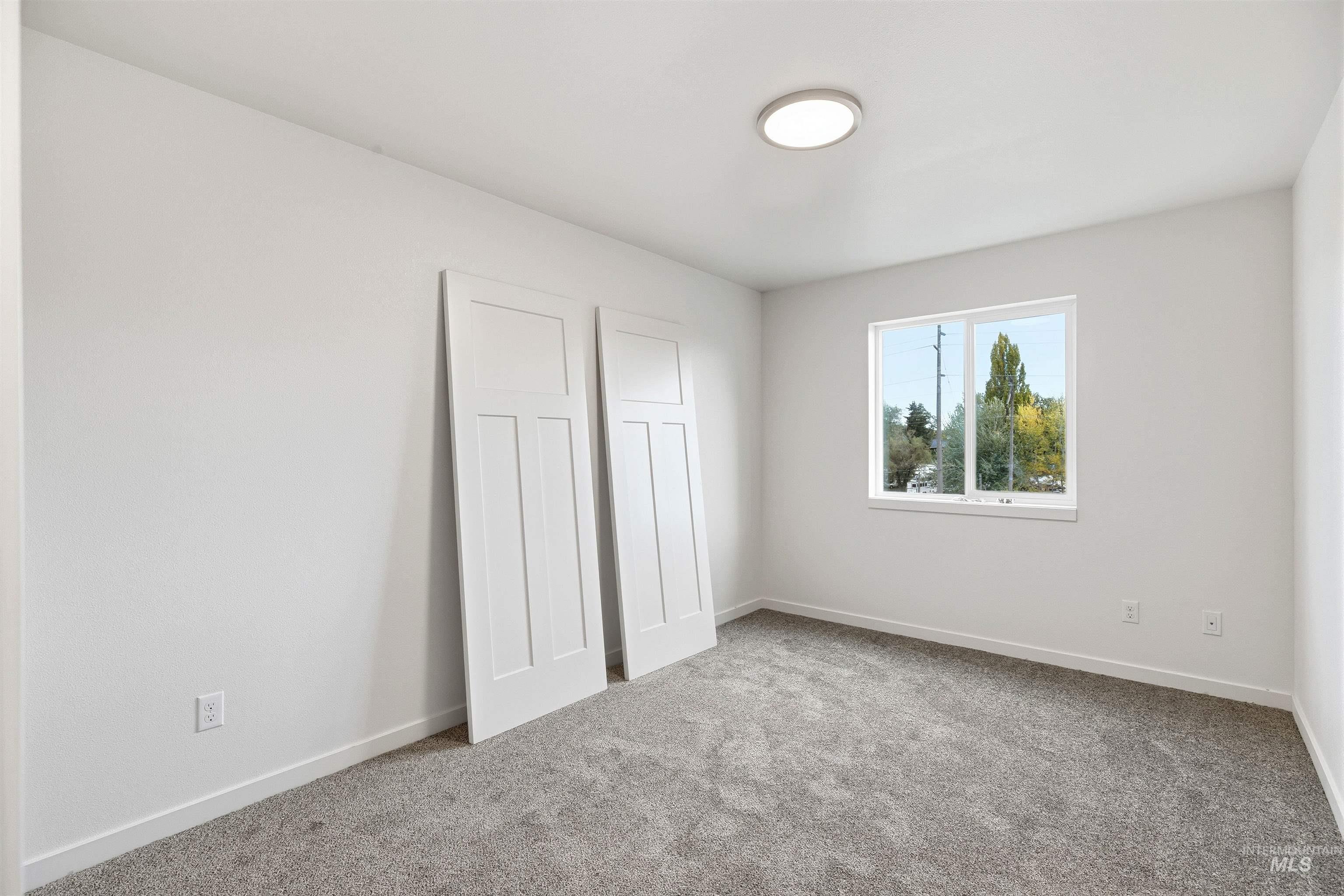 2815 Cyprus Ct Property Photo 24