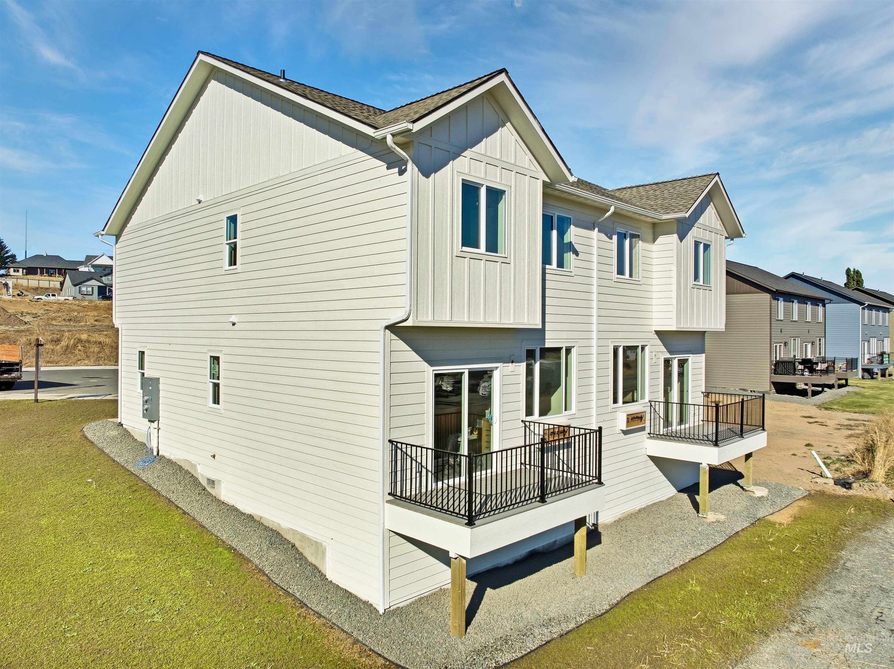 2815 Cyprus Ct Property Photo 27