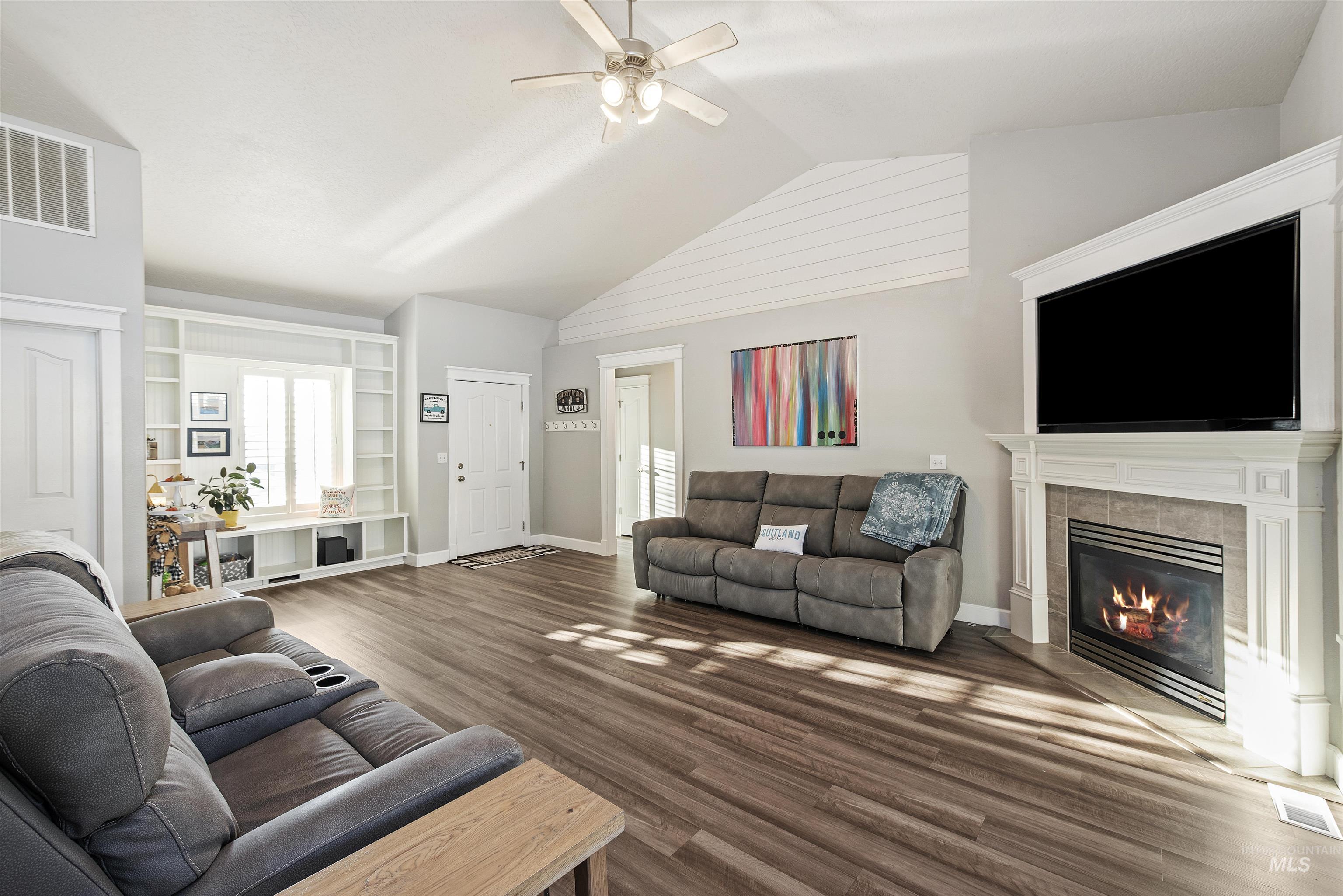 580 Three Rivers Way Property Photo 5